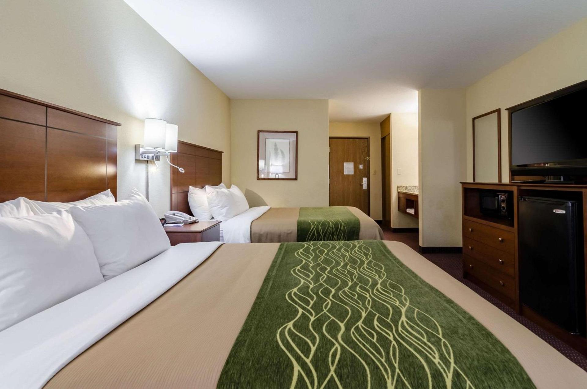 Quality Inn & Suites Colby photo 15