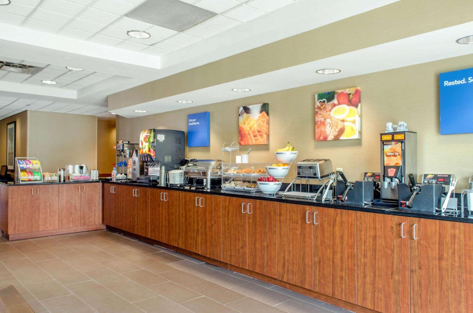 Comfort Inn & Suites Biloxi-D'Iberville photo 32