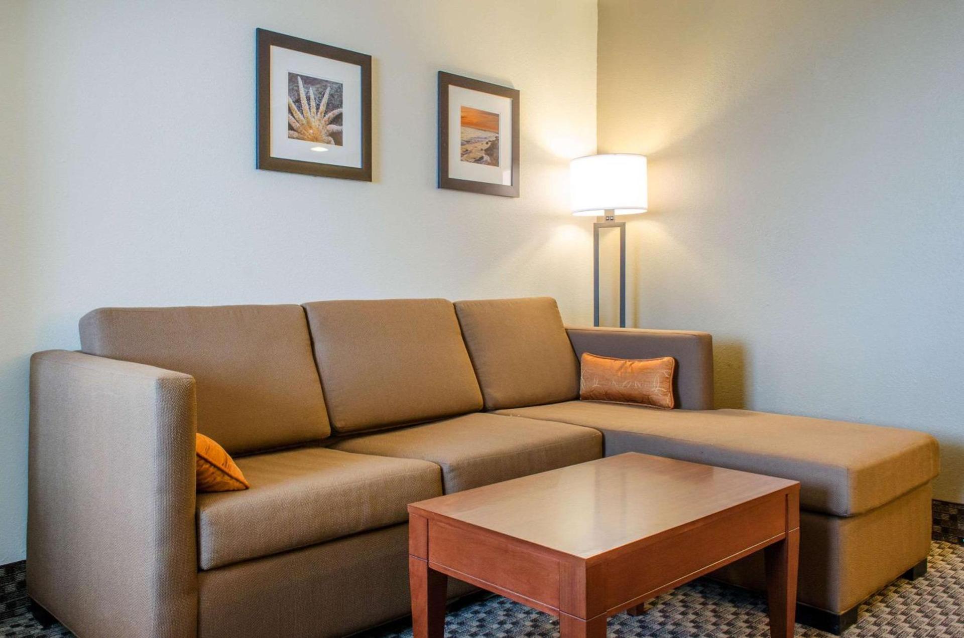 Comfort Inn & Suites Biloxi-D'Iberville photo 21
