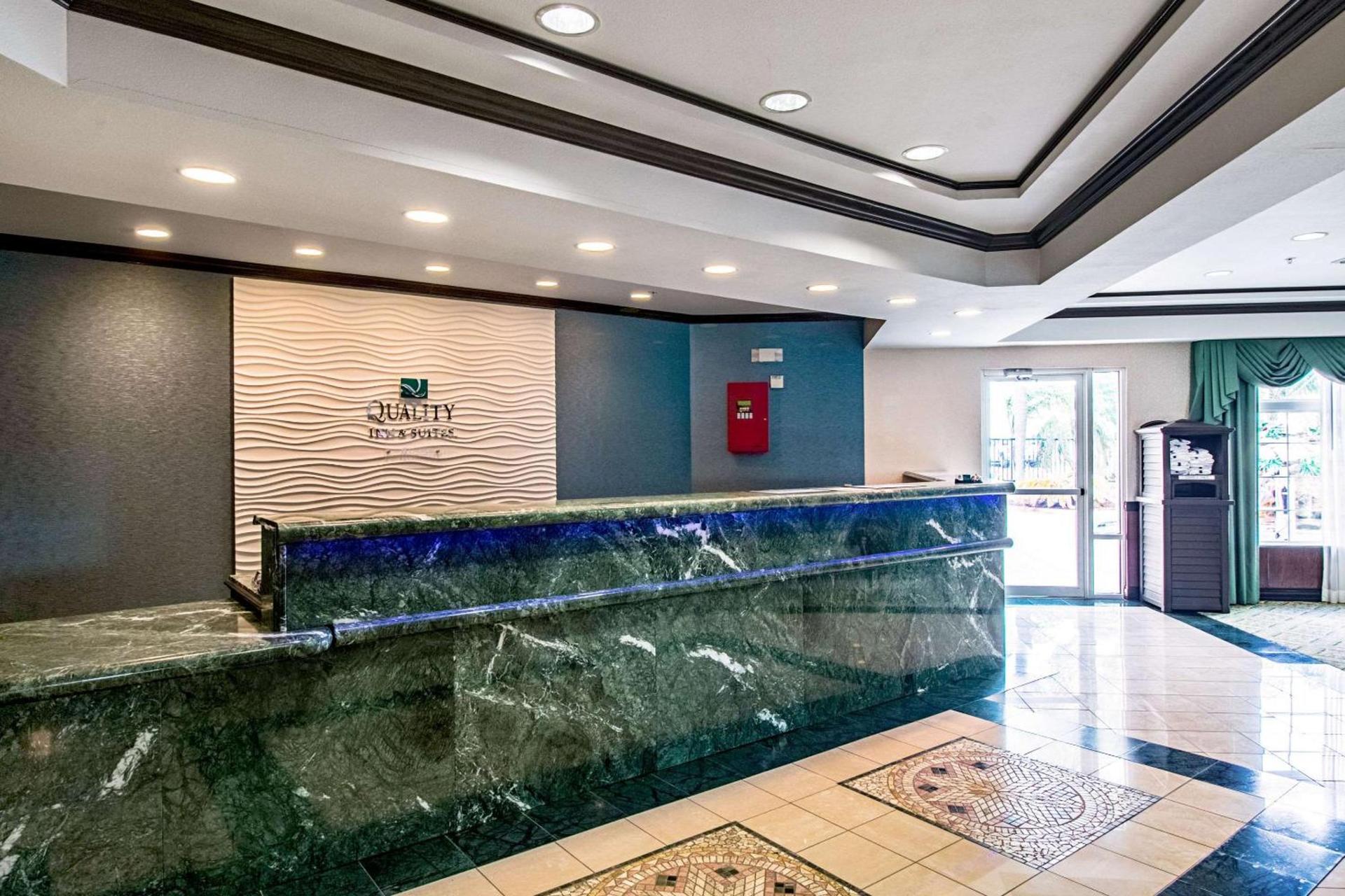 Quality Inn & Suites Robstown photo 4