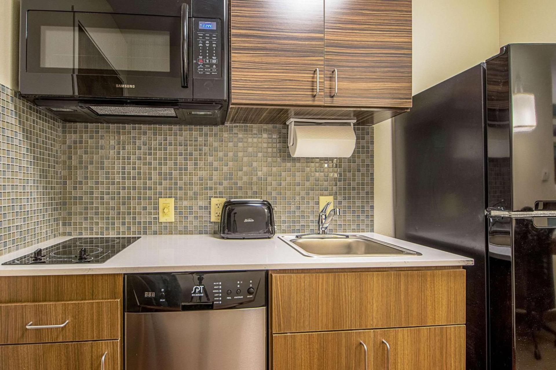 MainStay Suites Geismar - Gonzales photo 12