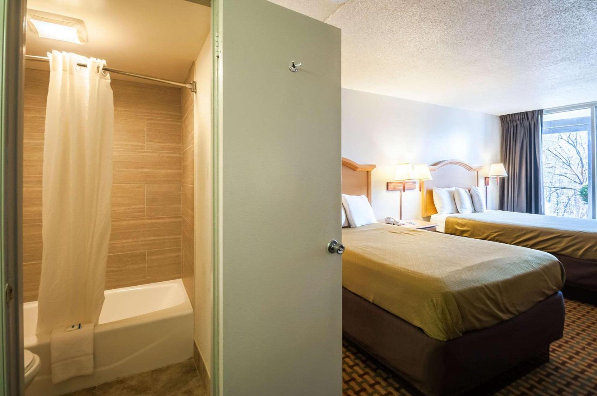 Econo Lodge Elkridge near Arundel Mills photo 15