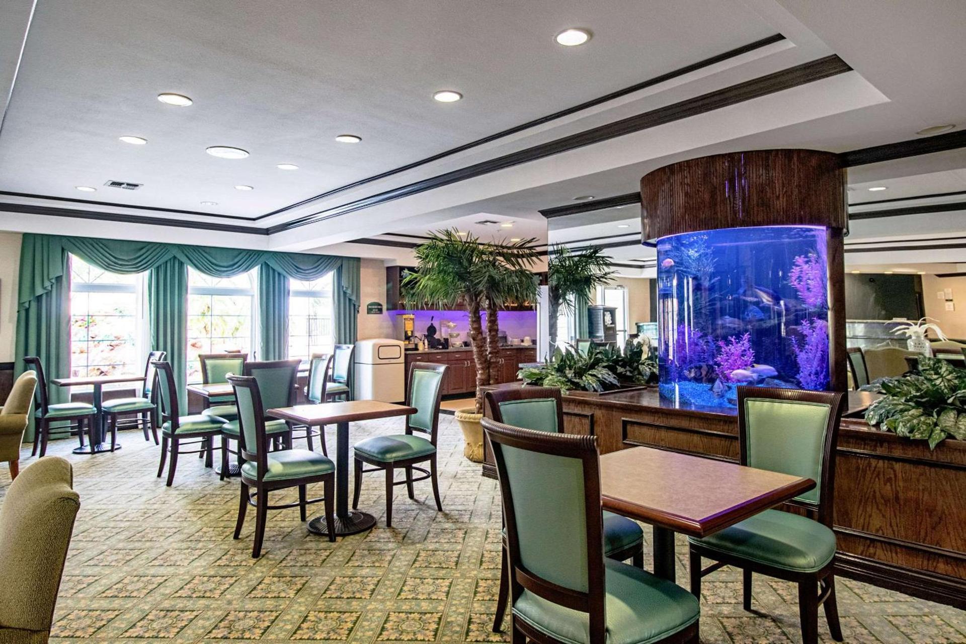 Quality Inn & Suites Robstown photo 6