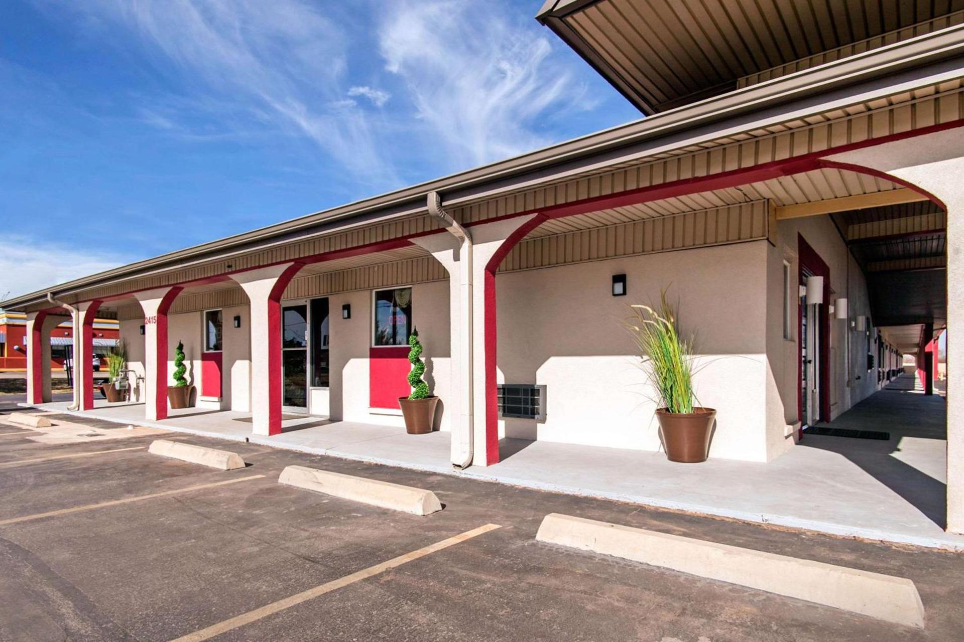 Rodeway Inn Pauls Valley photo 3