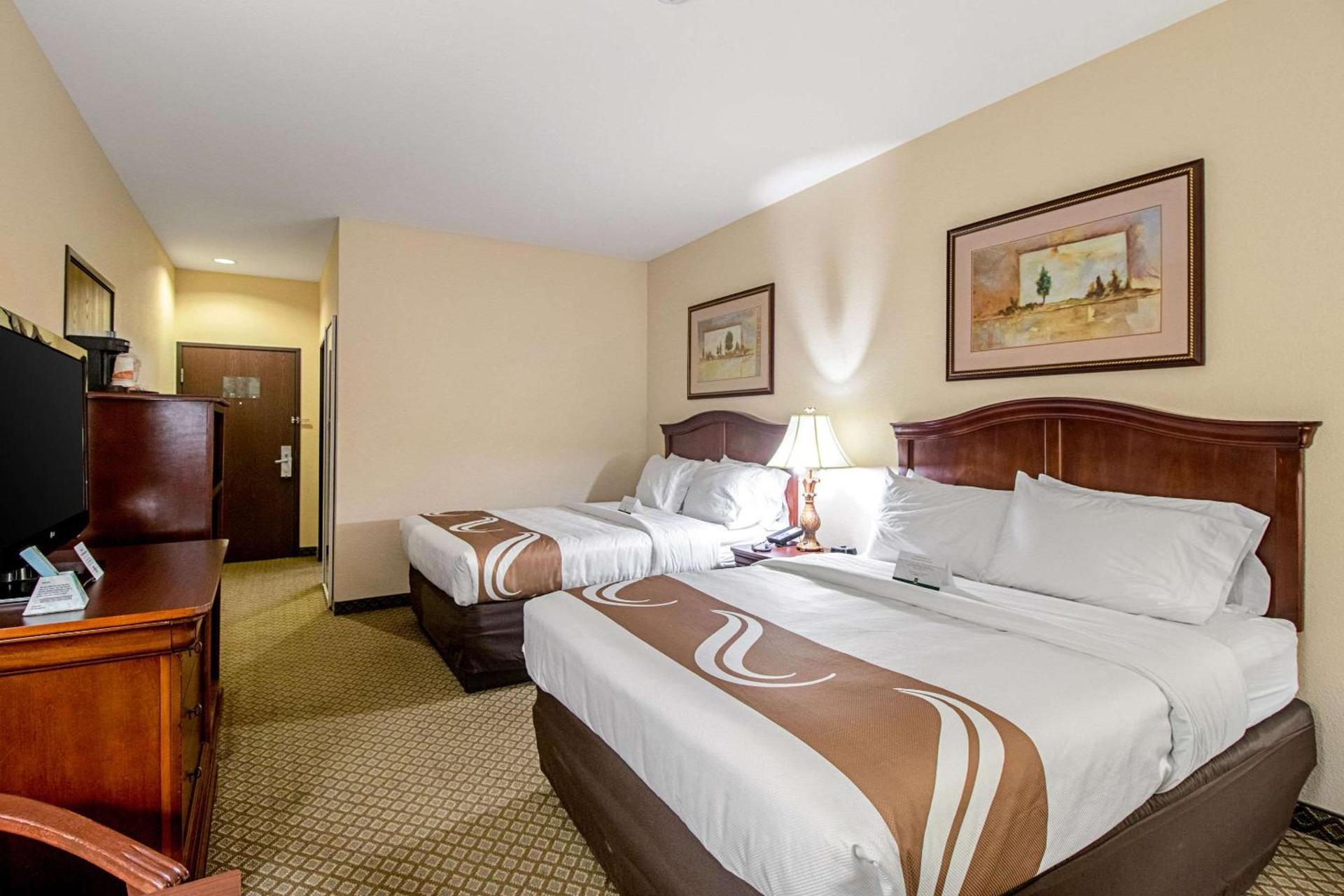 Quality Inn & Suites Robstown photo 14