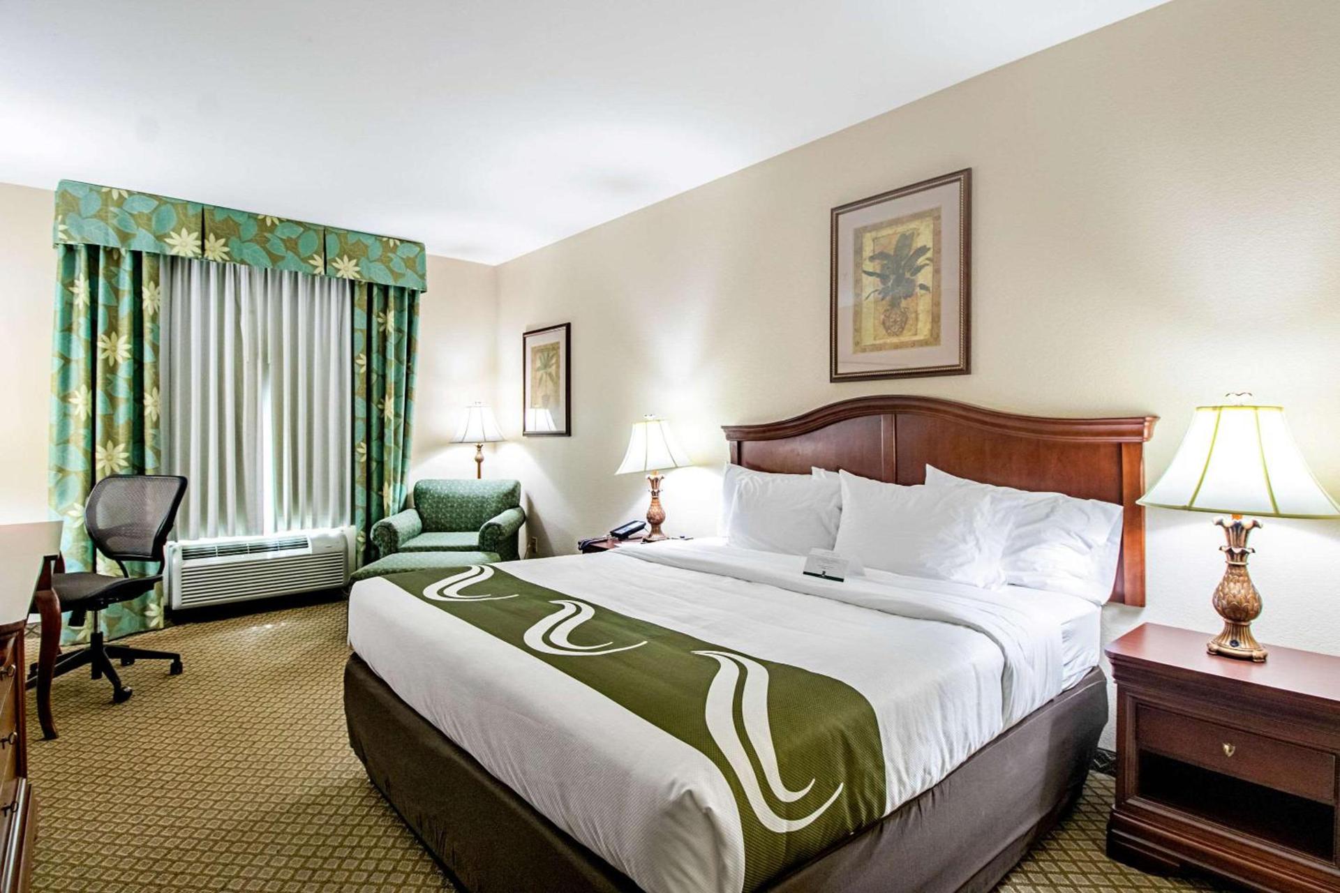 Quality Inn & Suites Robstown photo 9