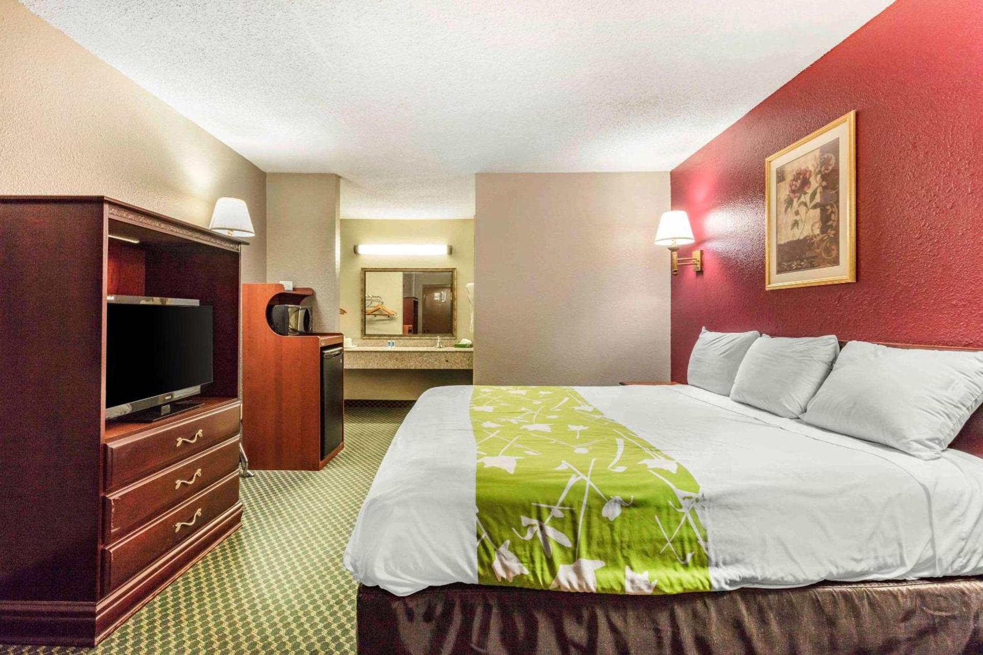 Rodeway Inn Prattville I-65 photo 26