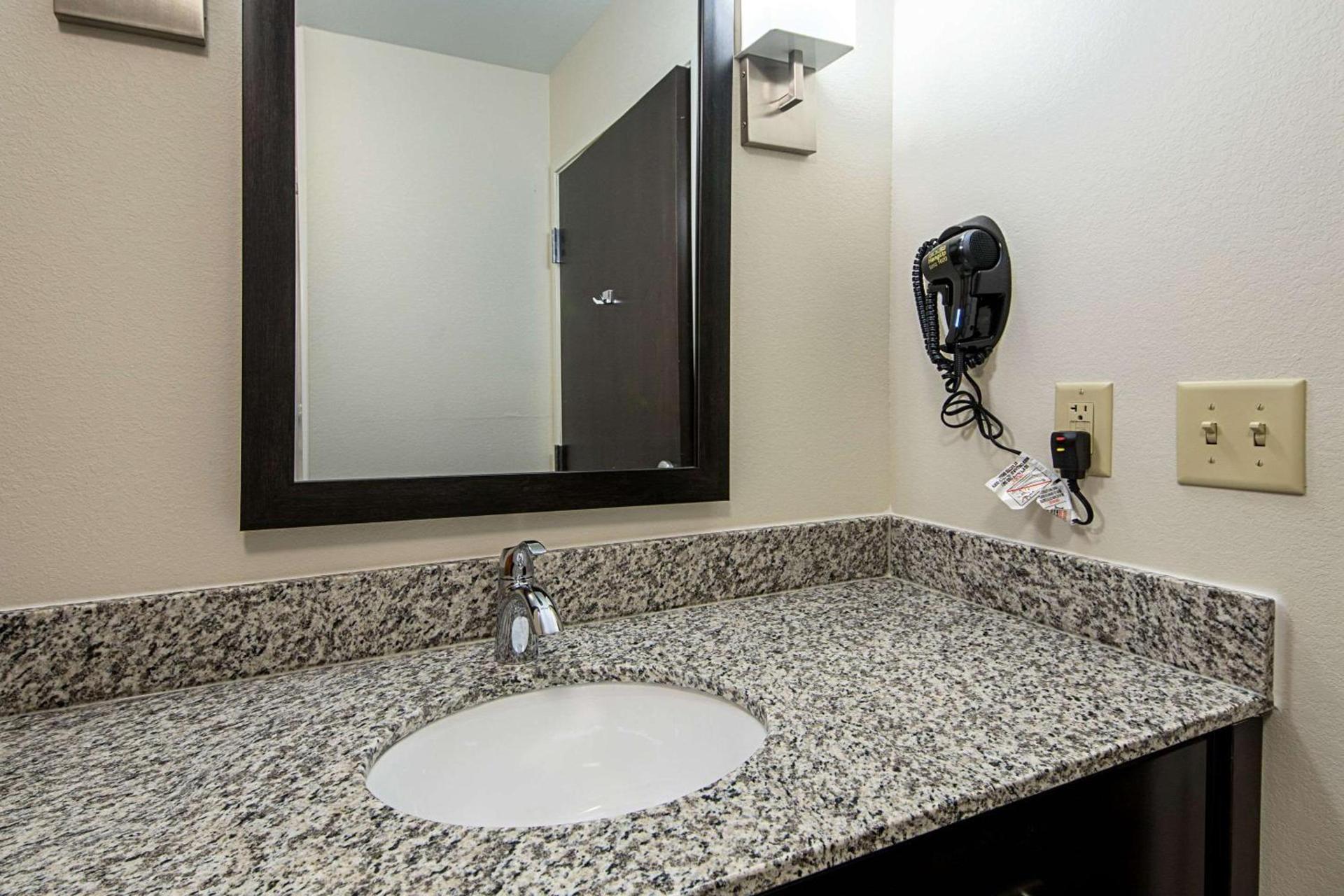Sleep Inn Geismar - Gonzales photo 10