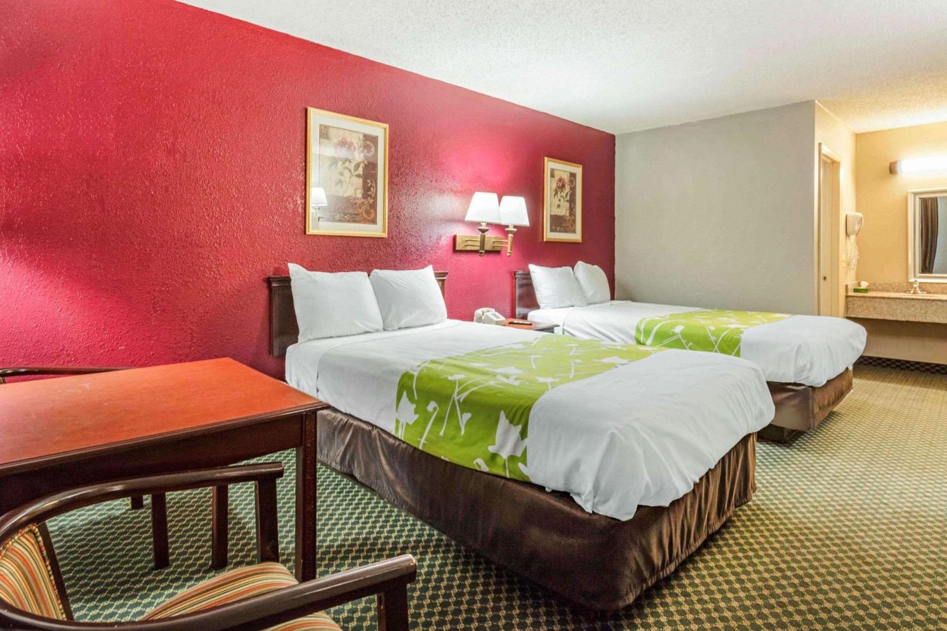 Rodeway Inn Prattville I-65 photo 17