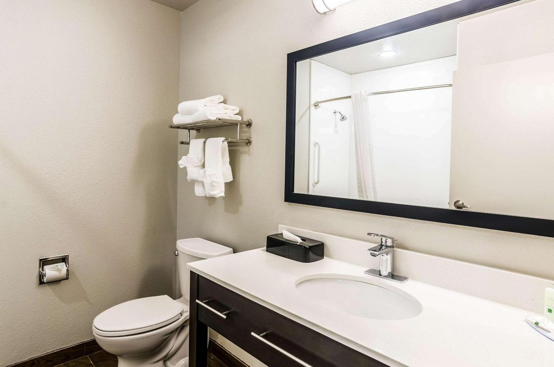 Quality Inn & Suites Westminster - Broomfield photo 23