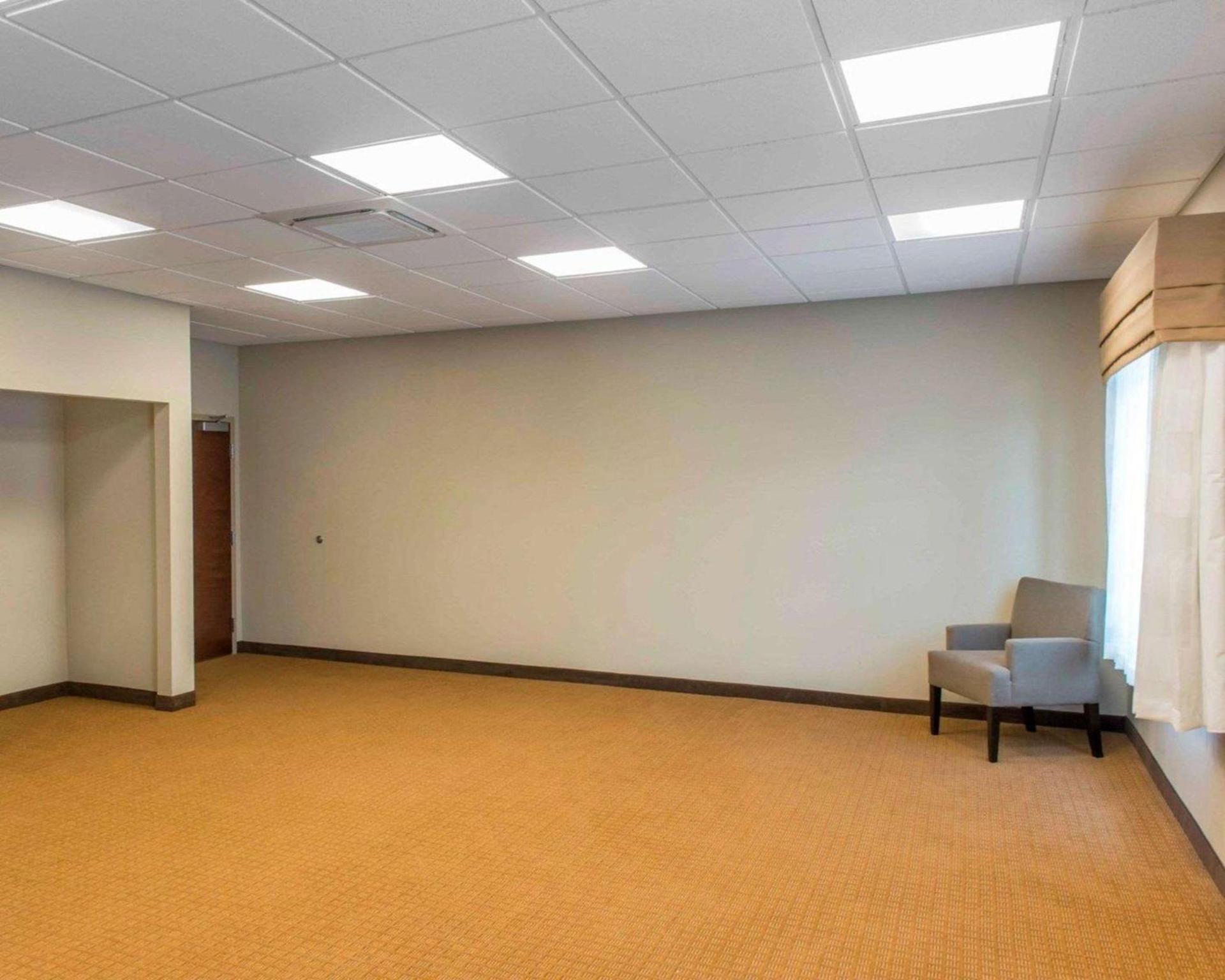 Sleep Inn & Suites Defuniak Springs - Crestview photo 21