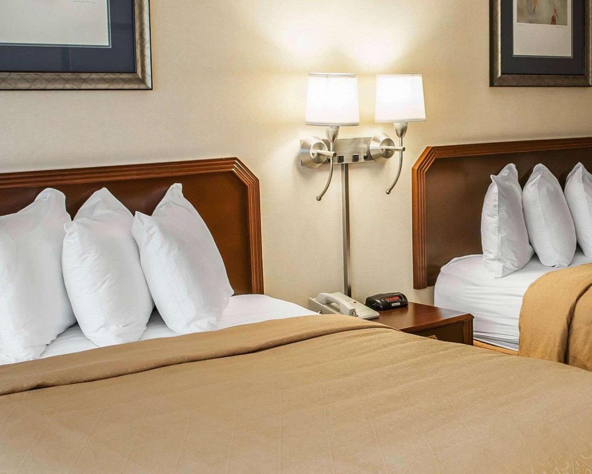 Quality Inn & Suites Goshen photo 15