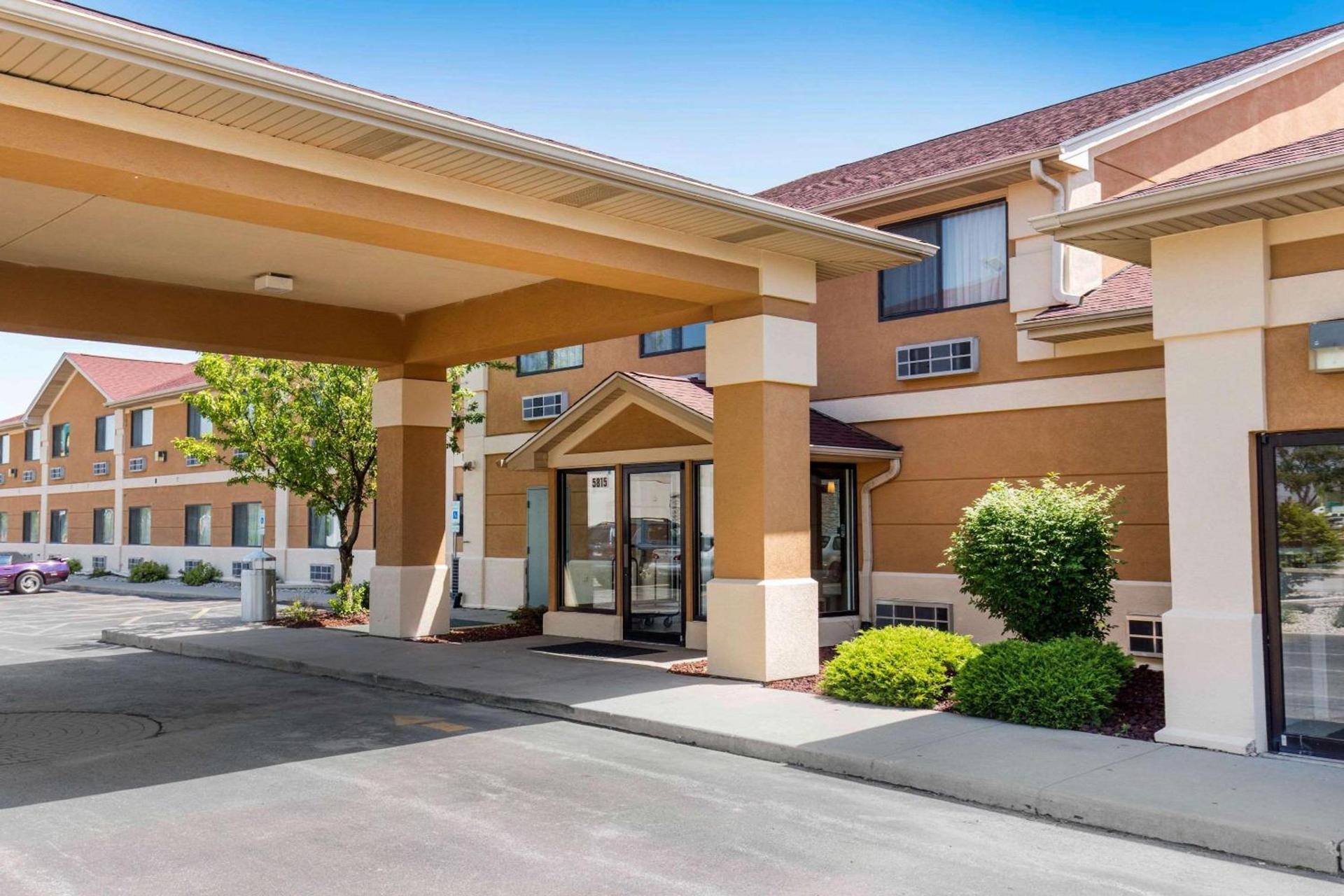 Quality Inn Monee I-57 photo 2
