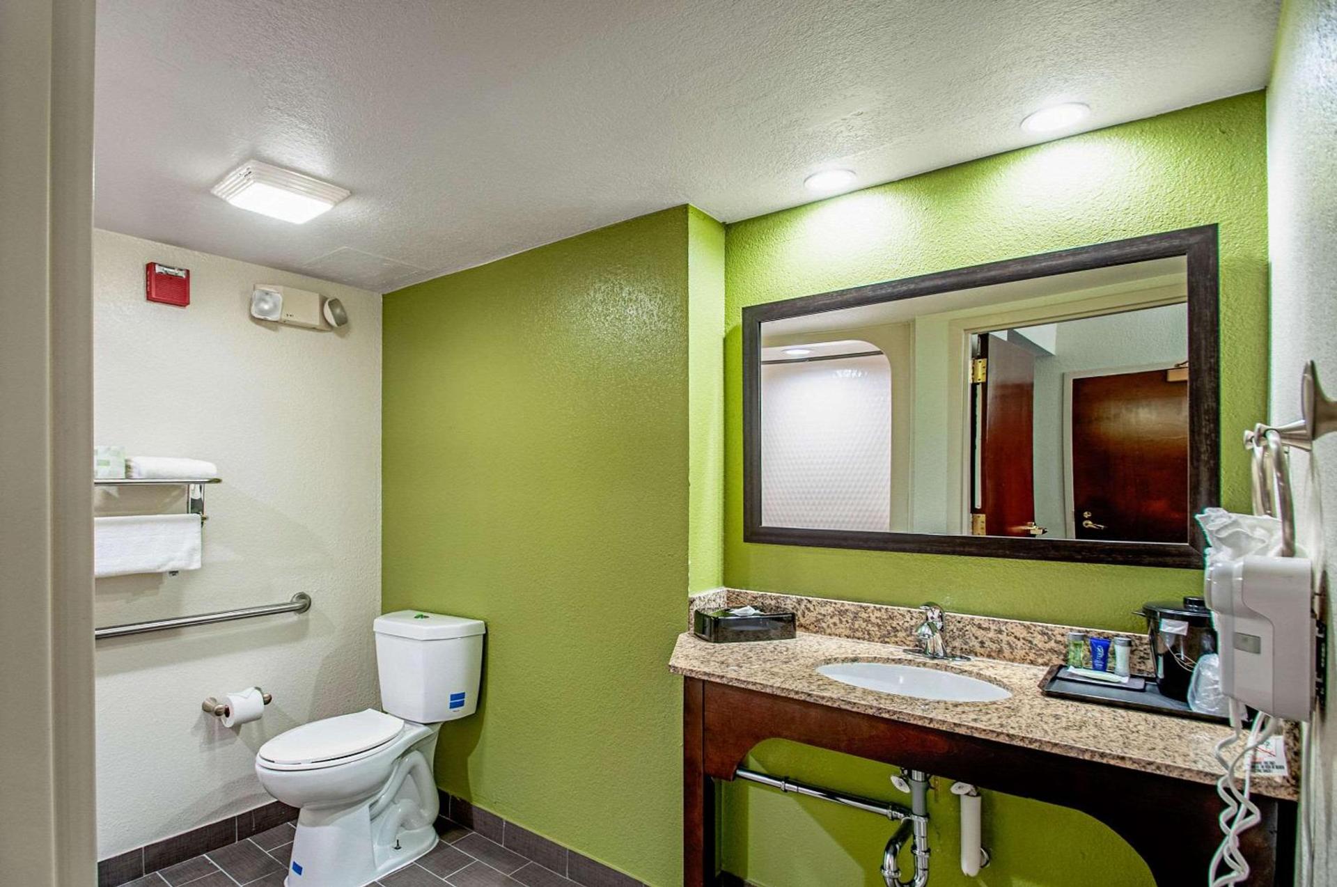 Garner Hotel Frederick Southeast by IHG photo 20