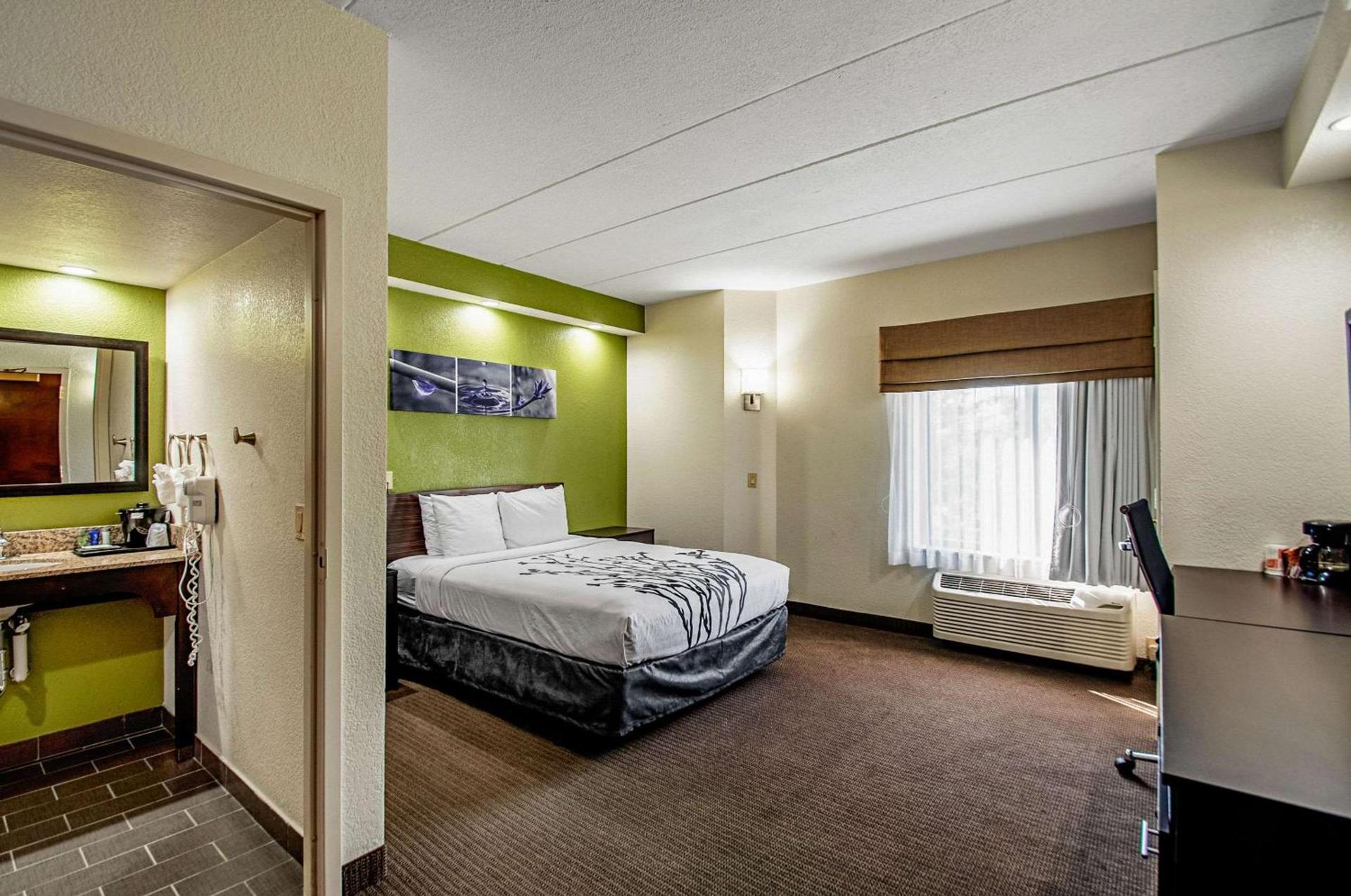 Garner Hotel Frederick Southeast by IHG photo 16