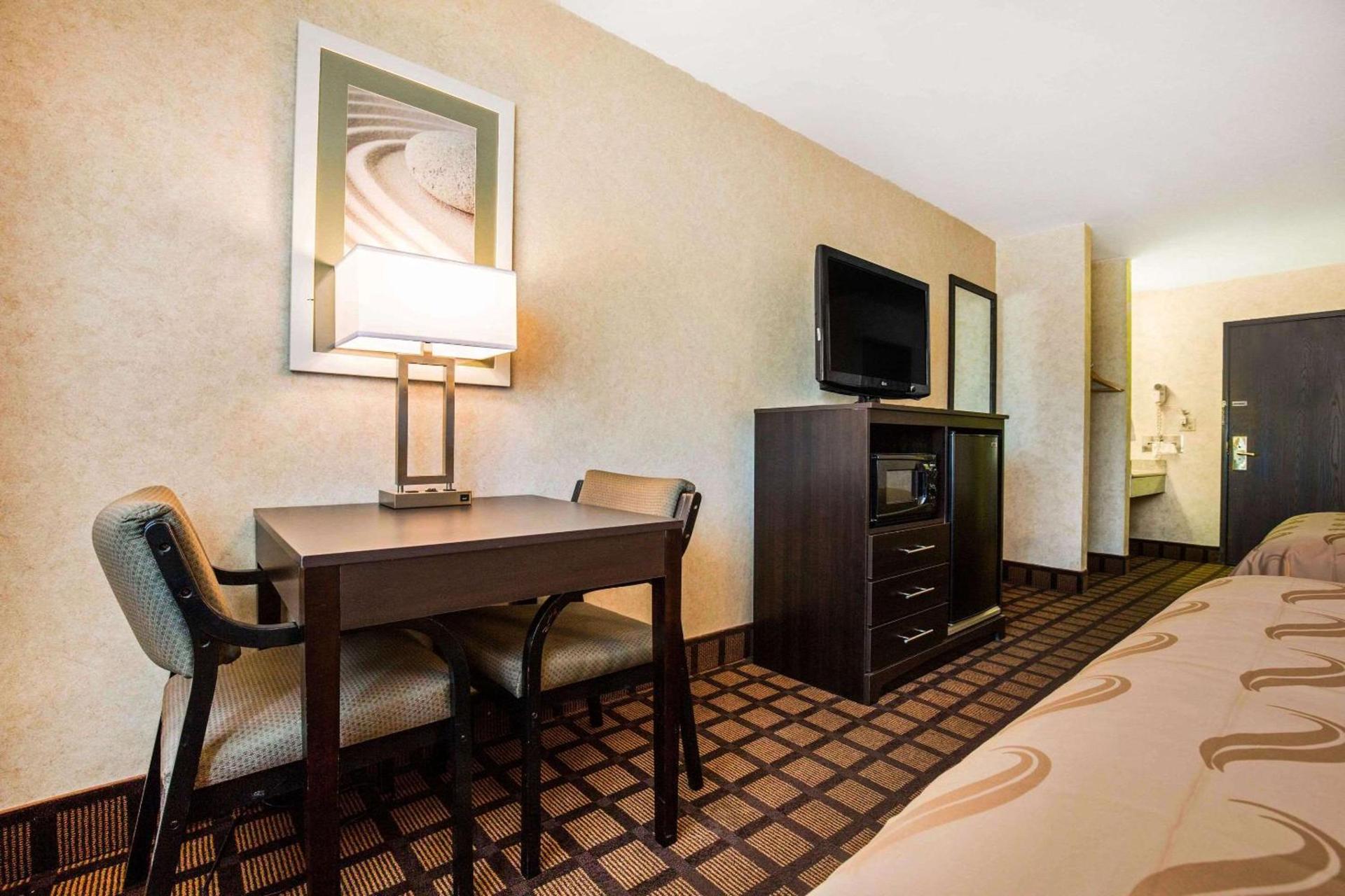 Quality Inn Monee I-57 photo 10