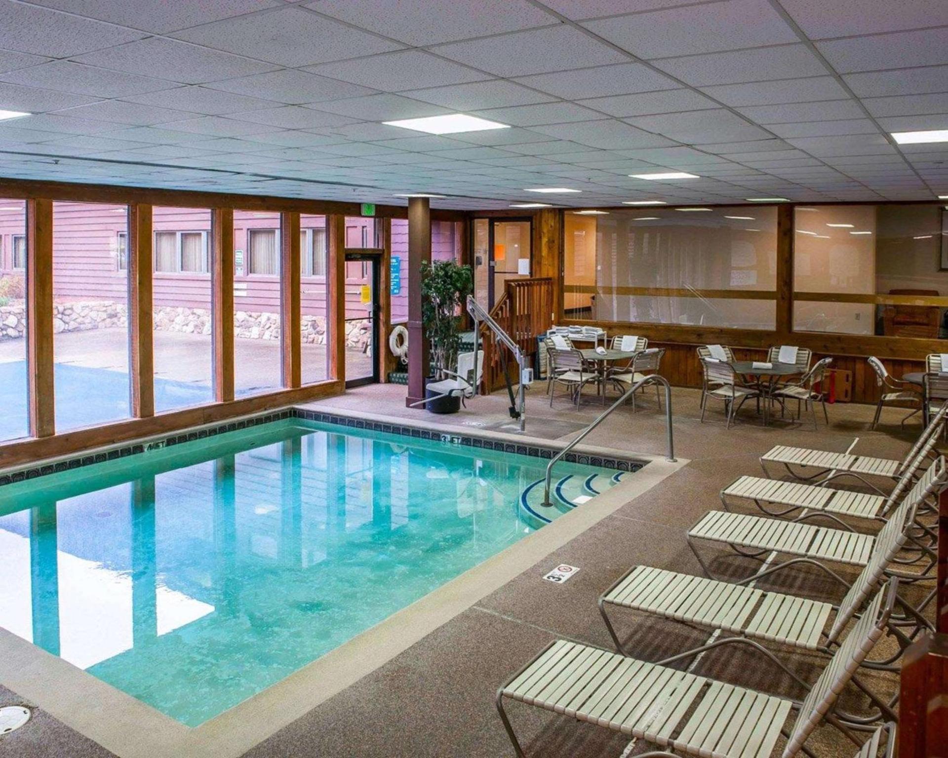Quality Inn & Suites Goshen photo 27