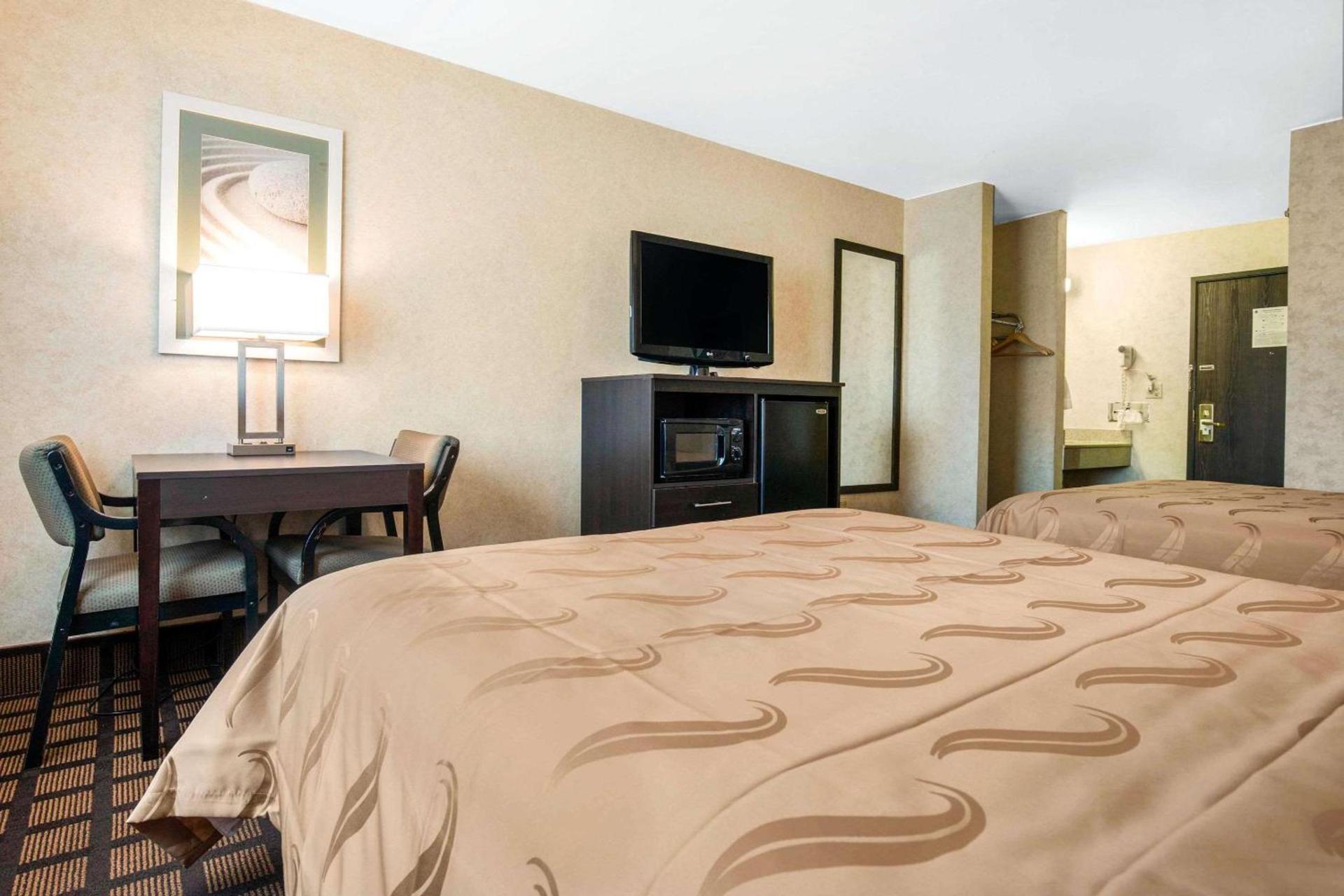 Quality Inn Monee I-57 photo 11