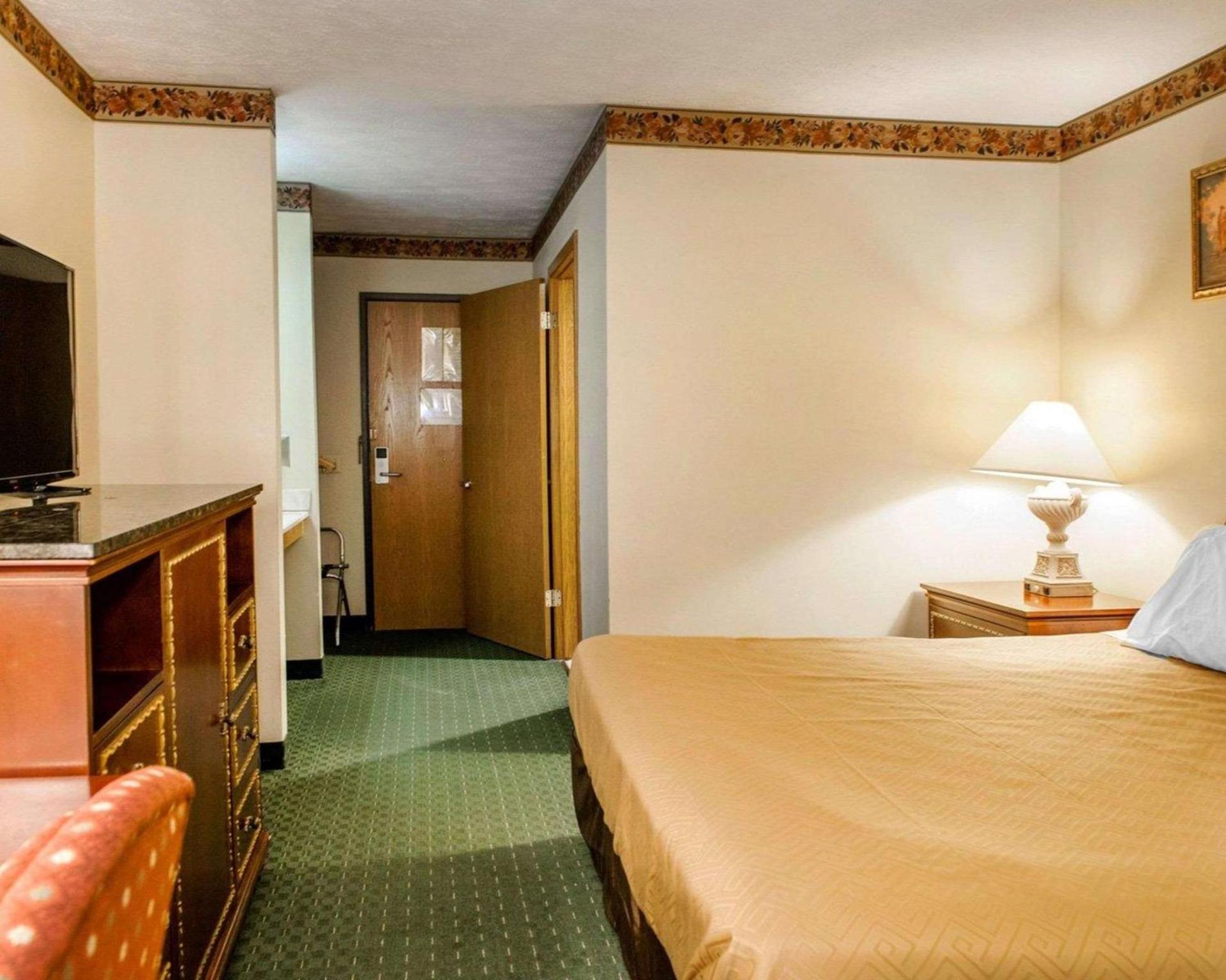 FairBridge Inn Express Chesterton photo 7