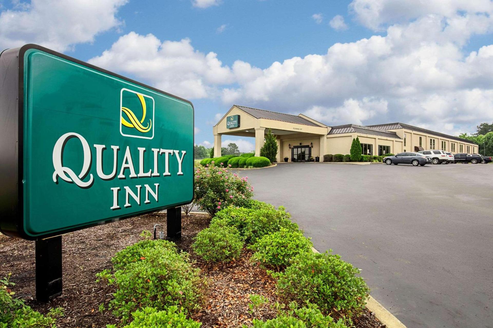 Quality Inn Holly Springs South photo 24