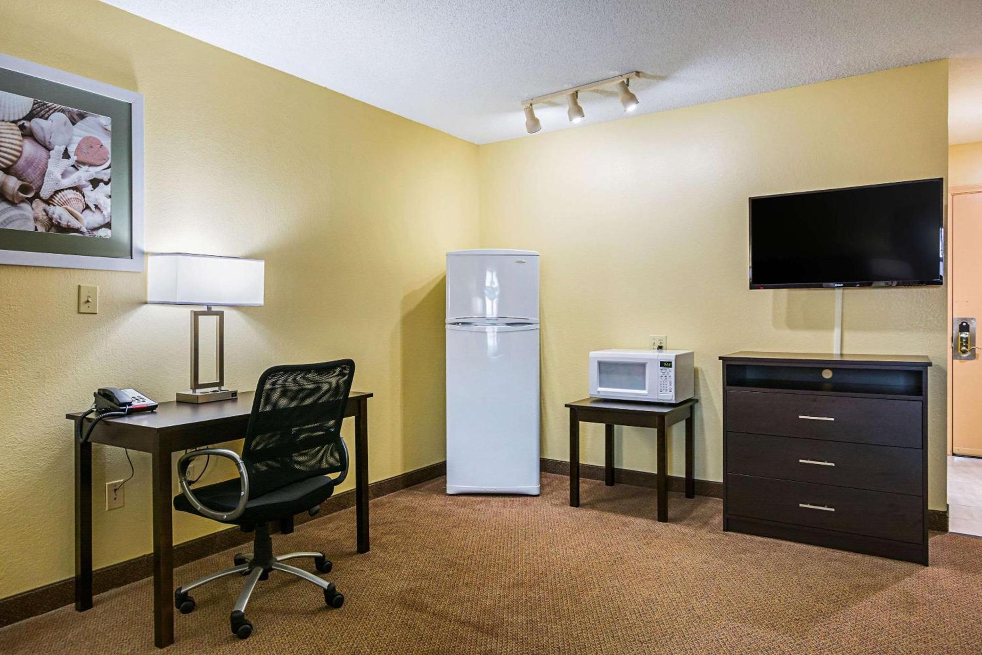 Quality Inn & Suites Greensburg I-74 photo 20