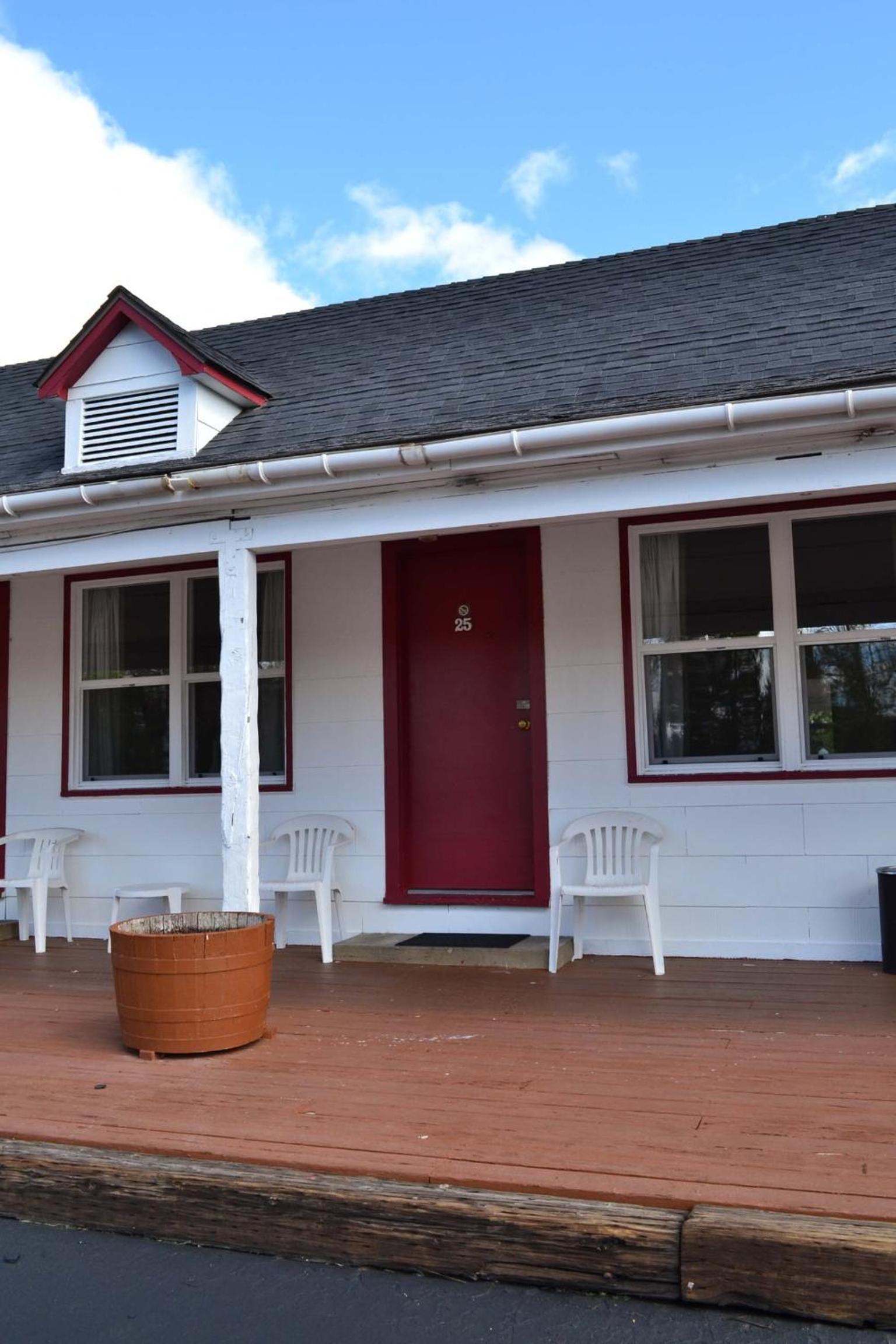 Silver Maple Inn photo 39