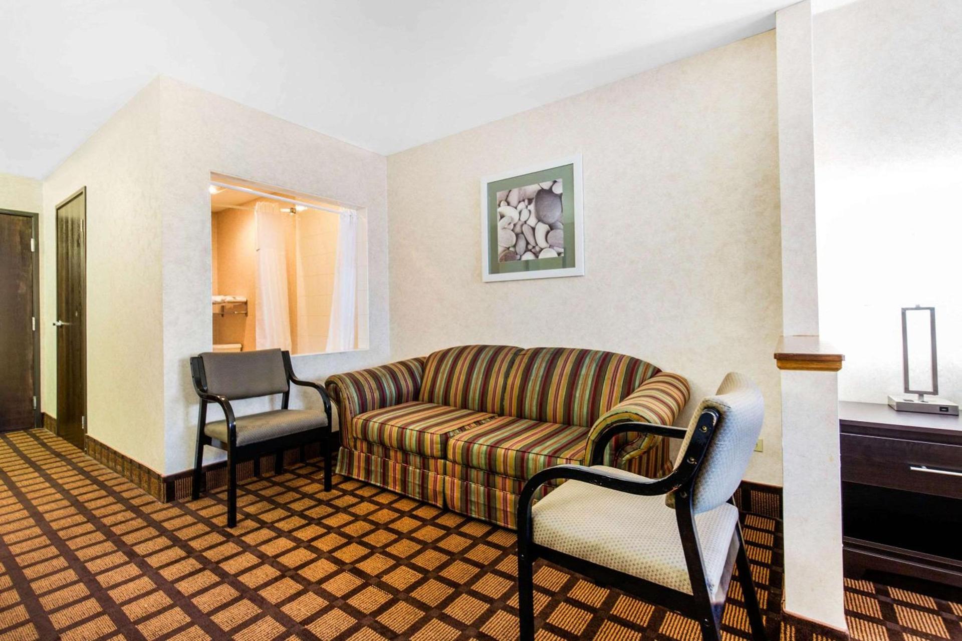 Quality Inn Monee I-57 photo 19