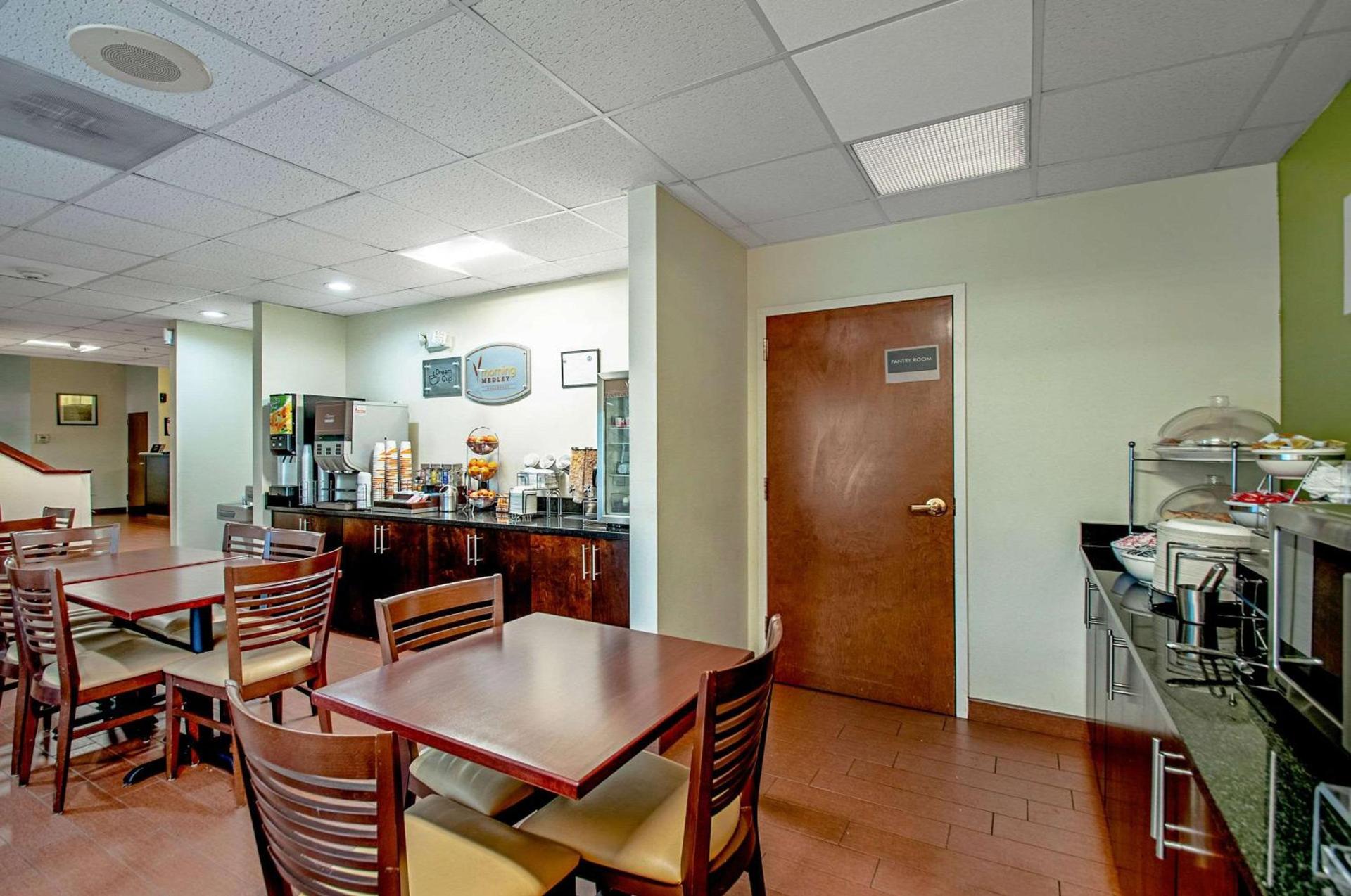 Garner Hotel Frederick Southeast by IHG photo 35