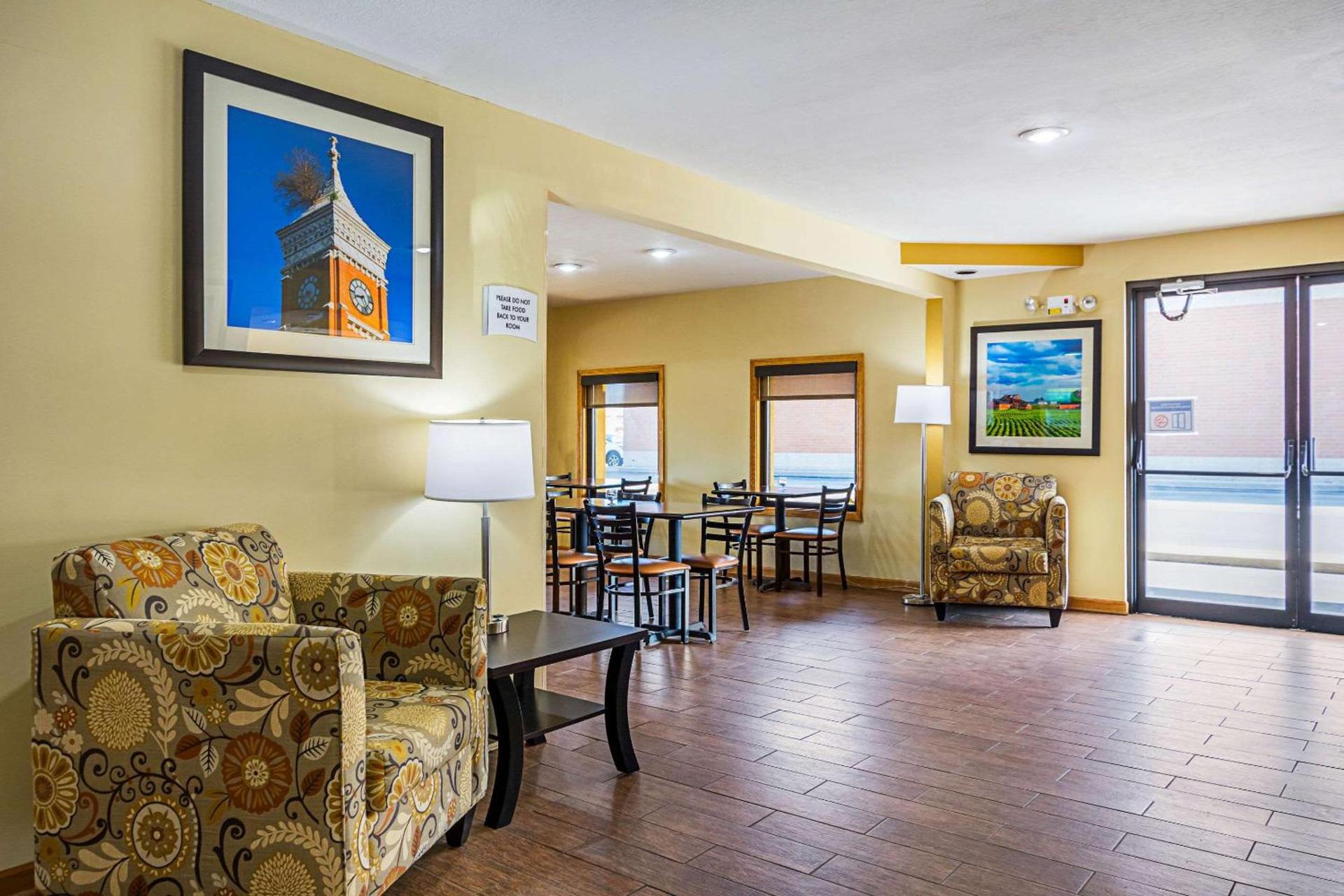 Quality Inn & Suites Greensburg I-74 photo 8