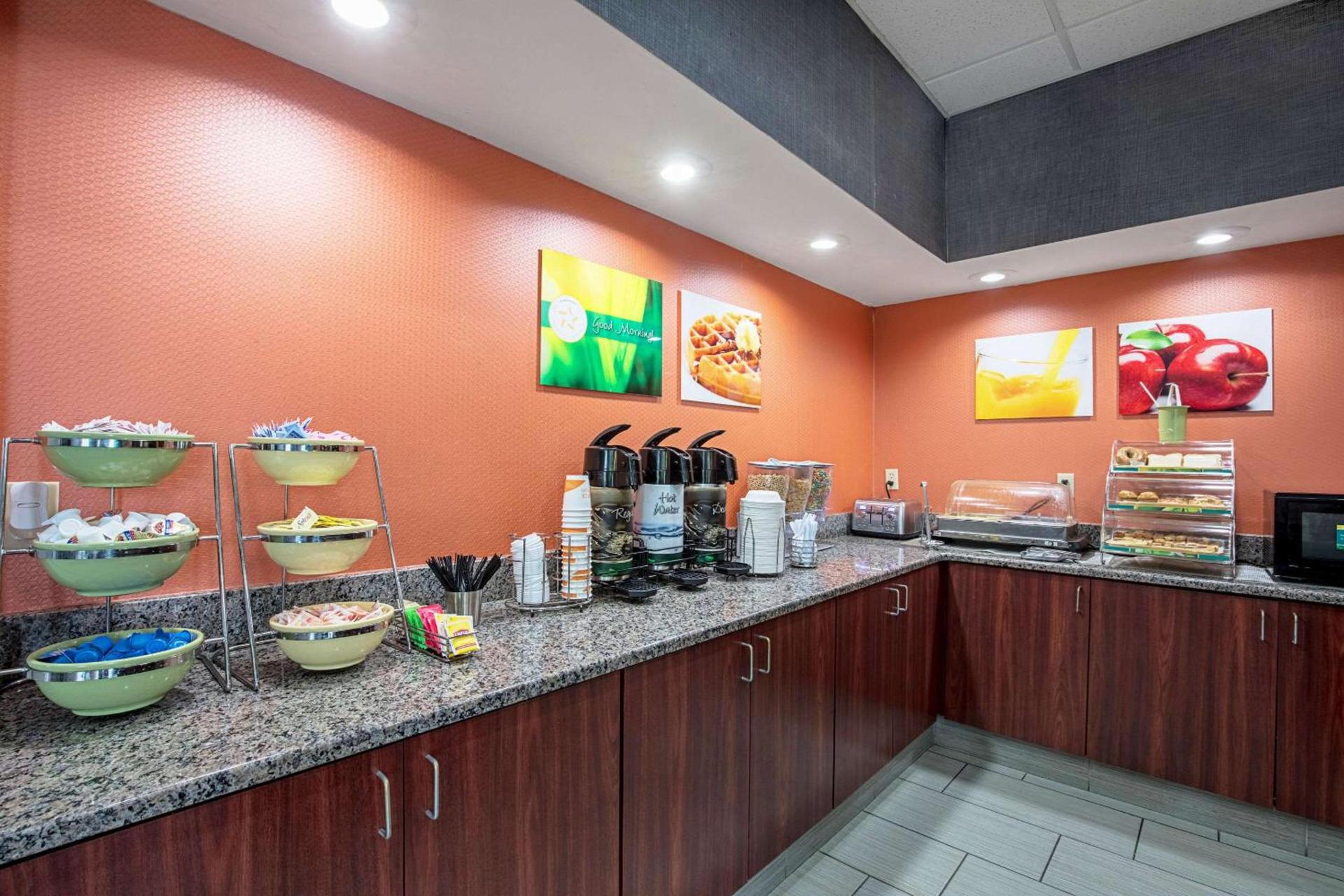 Quality Inn Holly Springs South photo 19