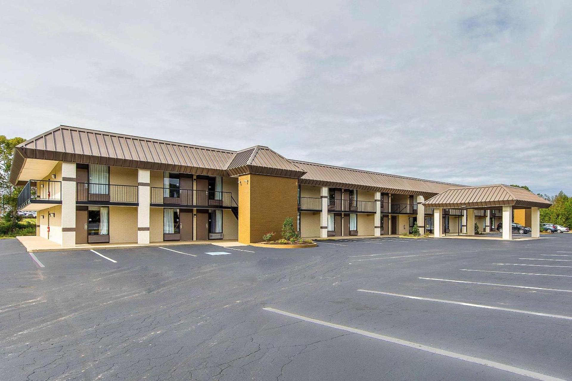 Quality Inn Forest City photo 4