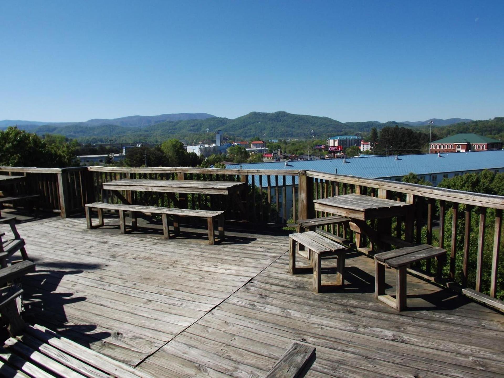 Hotel Pigeon Forge photo 1