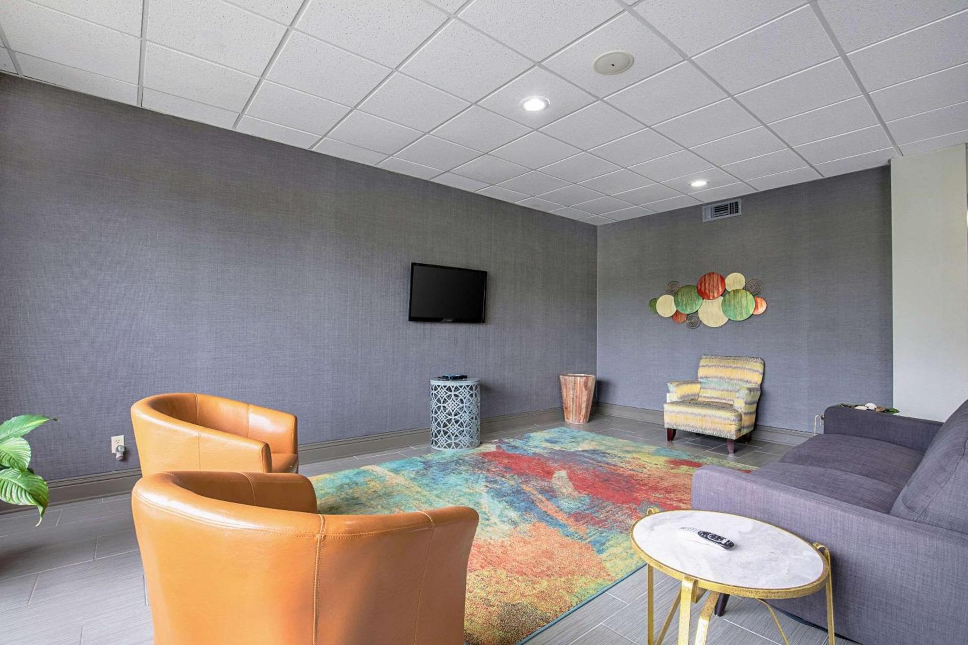 Quality Inn Holly Springs South photo 11