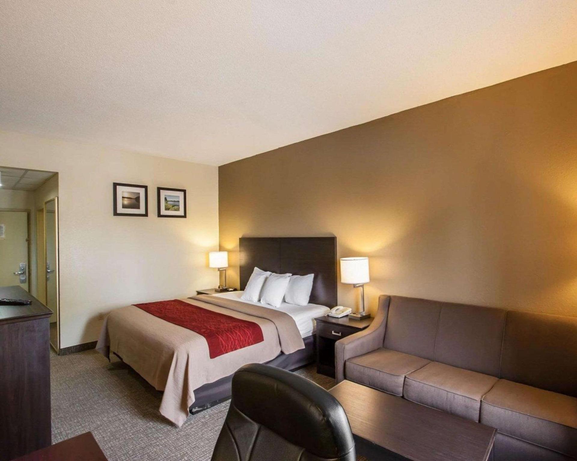Quality Inn Hayti North photo 22