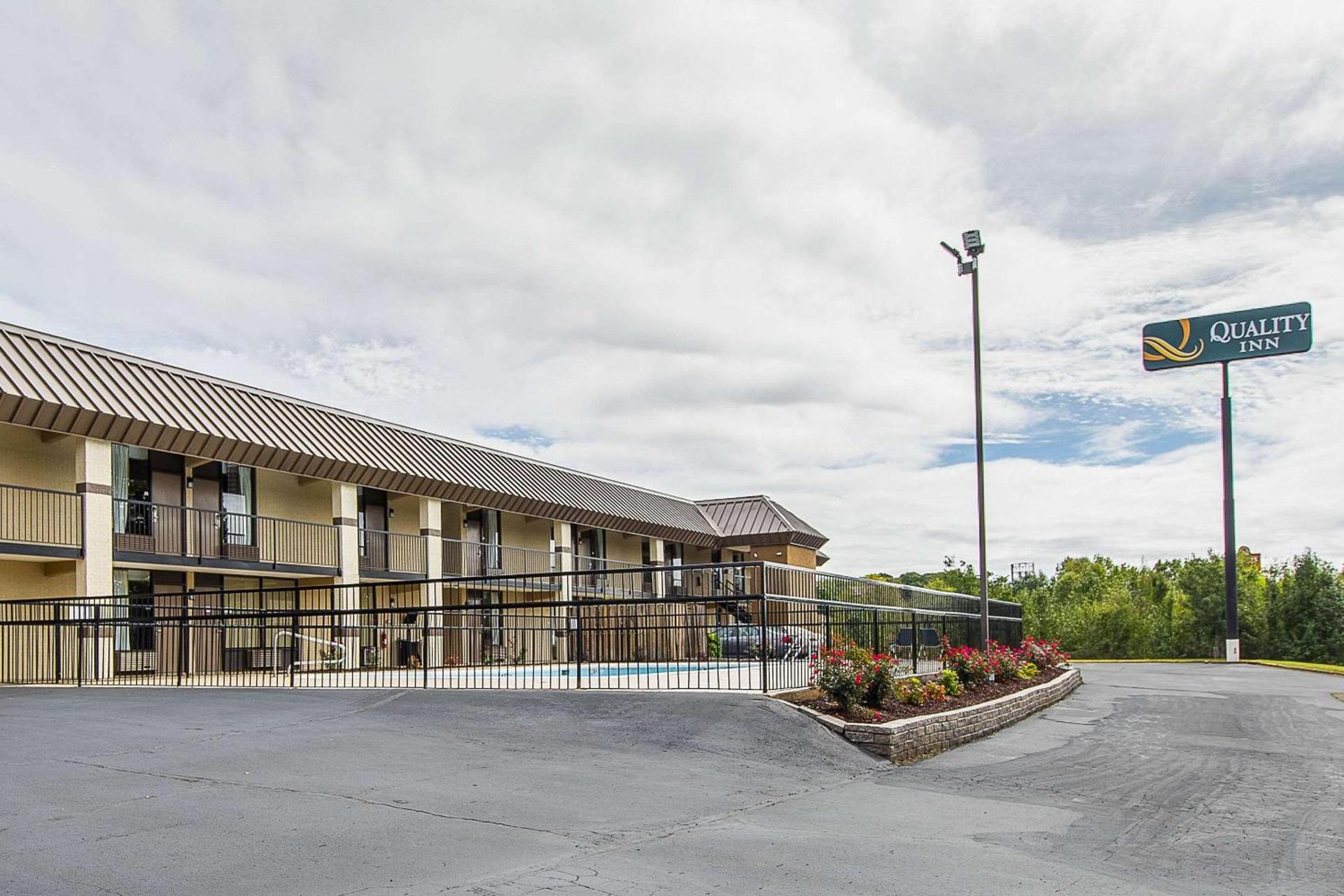 Quality Inn Forest City — hotel in Forest City