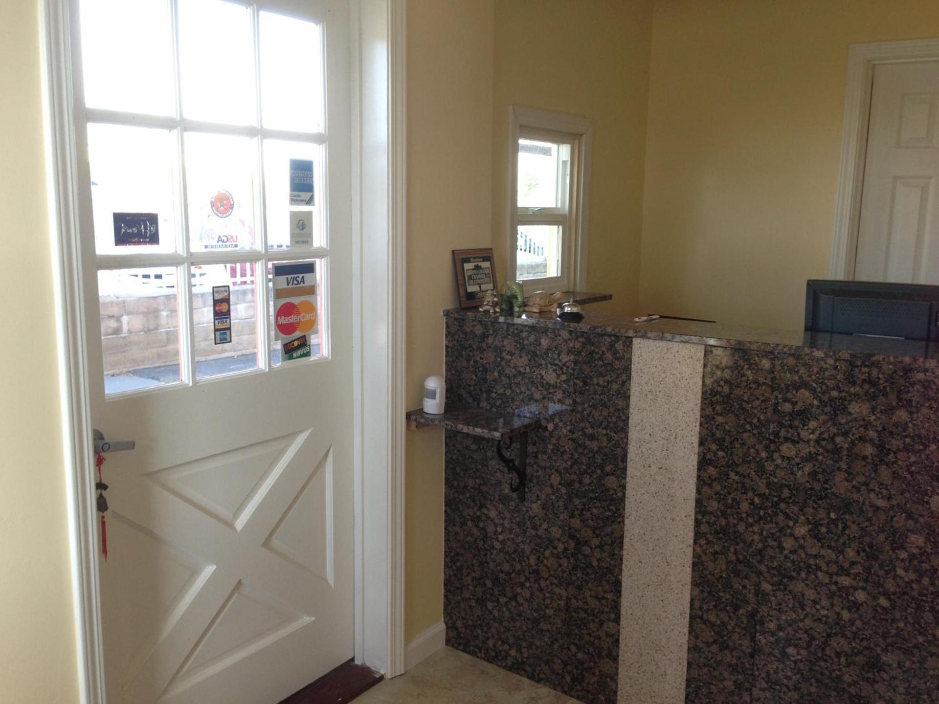 Beachway Inn photo 4