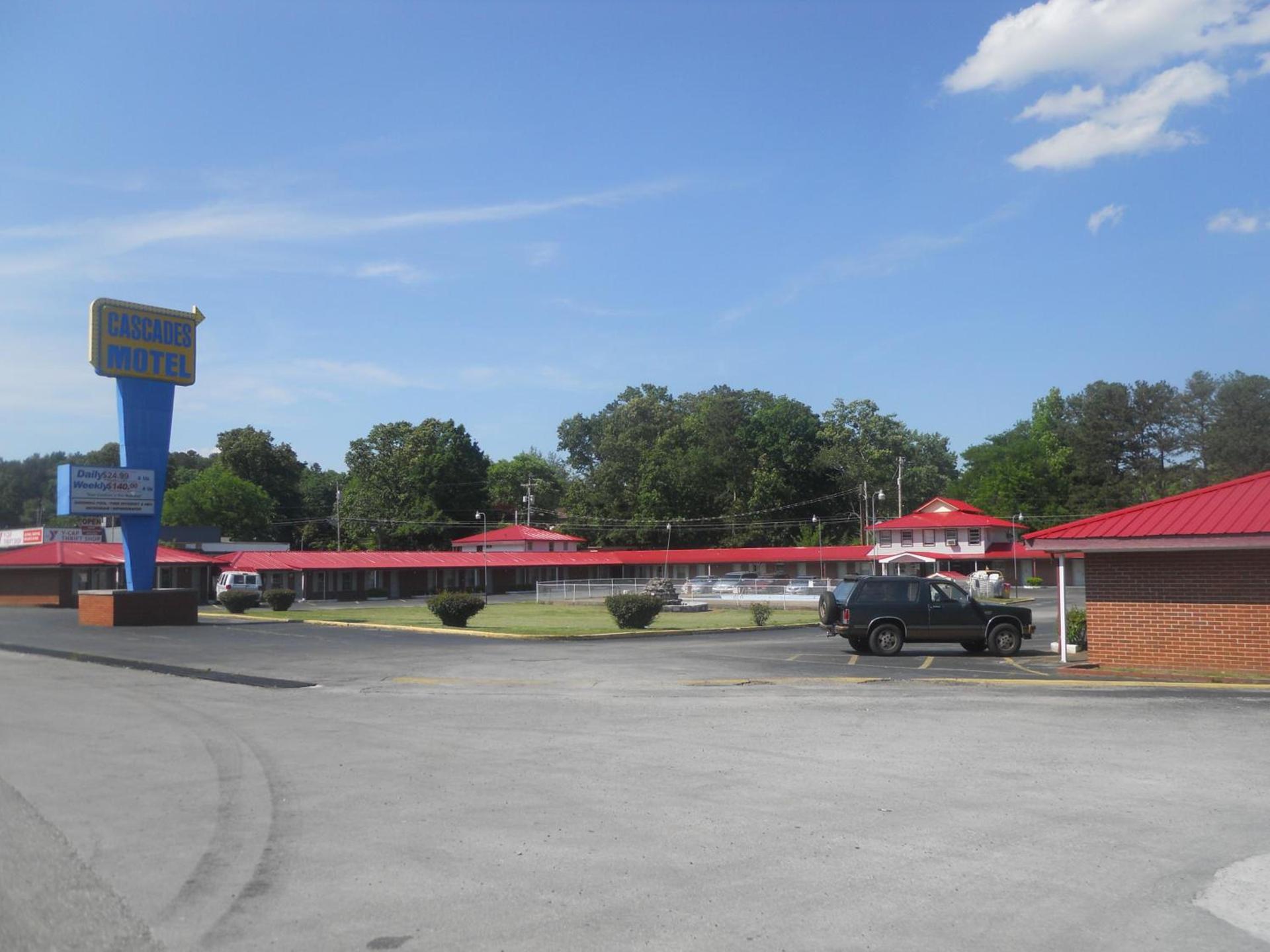 Cascades Motel - Chattanooga photo 1