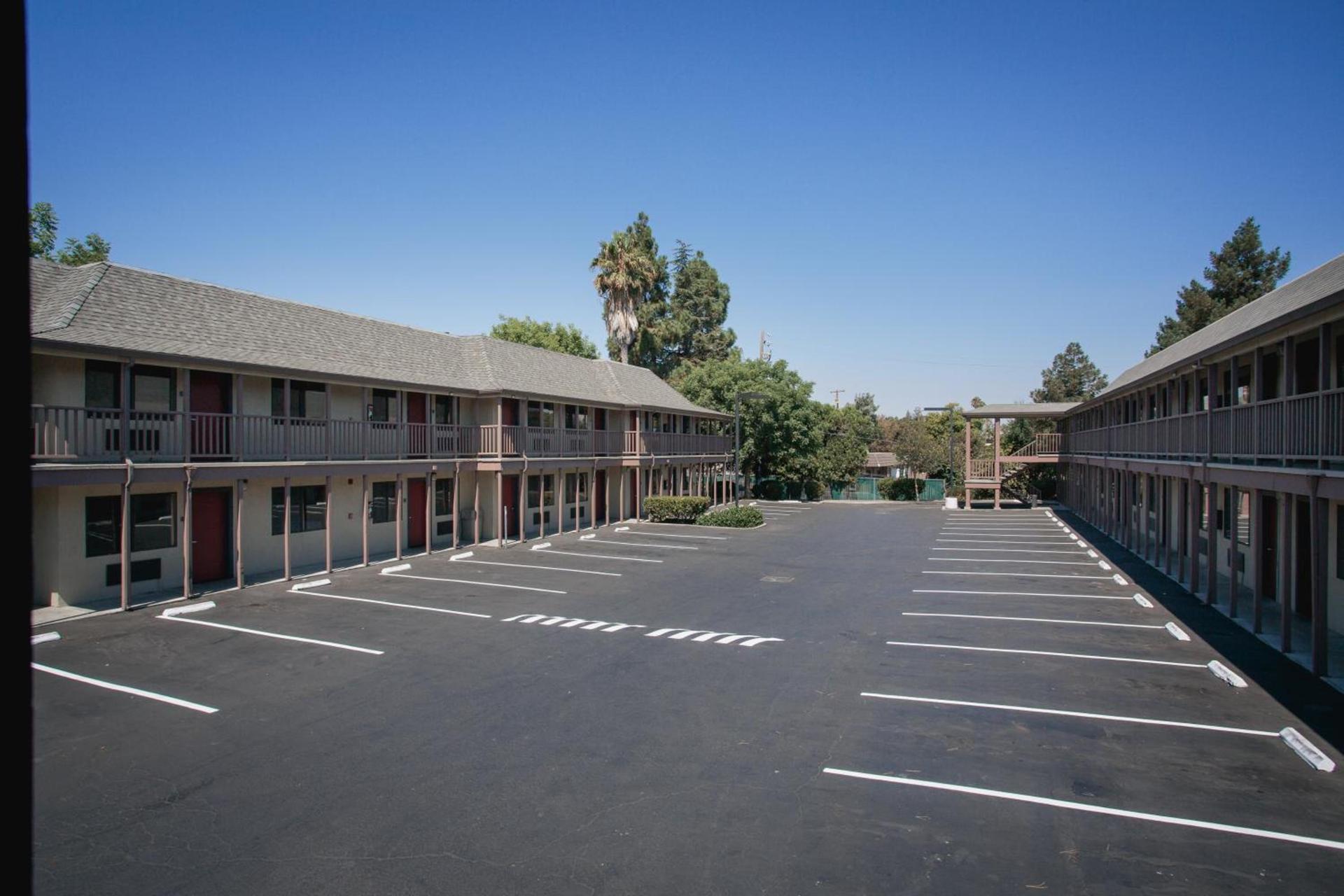 Alura Inn photo 14