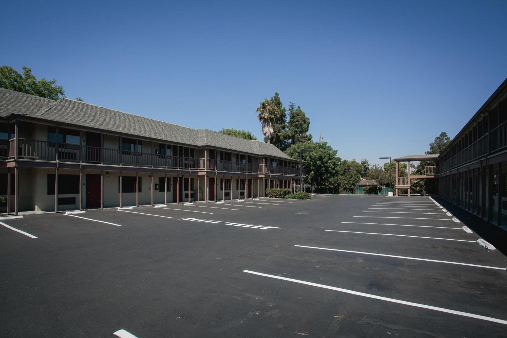 Alura Inn photo 18