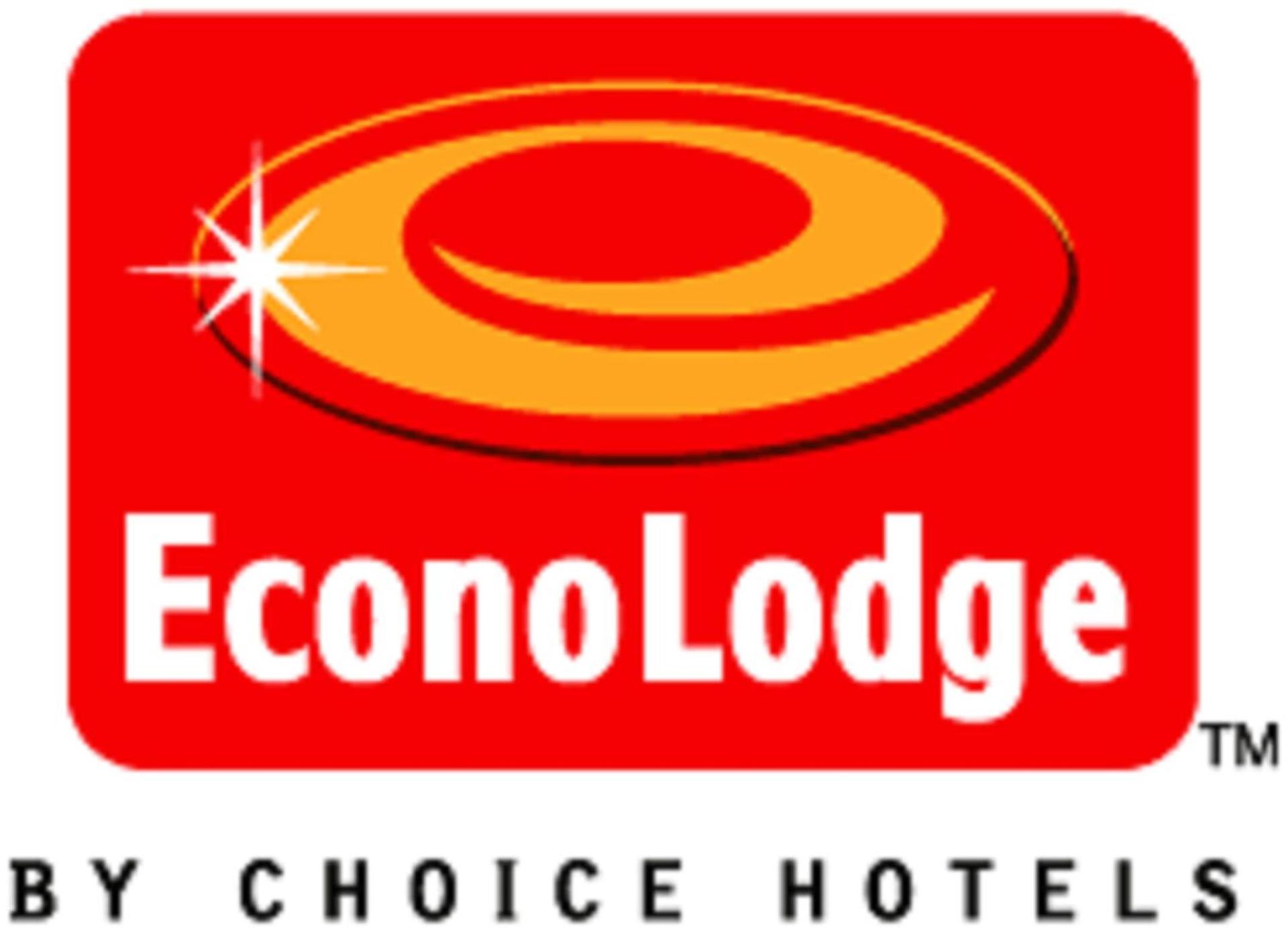 Econo Lodge Inn & Suites Wisconsin Dells photo 39