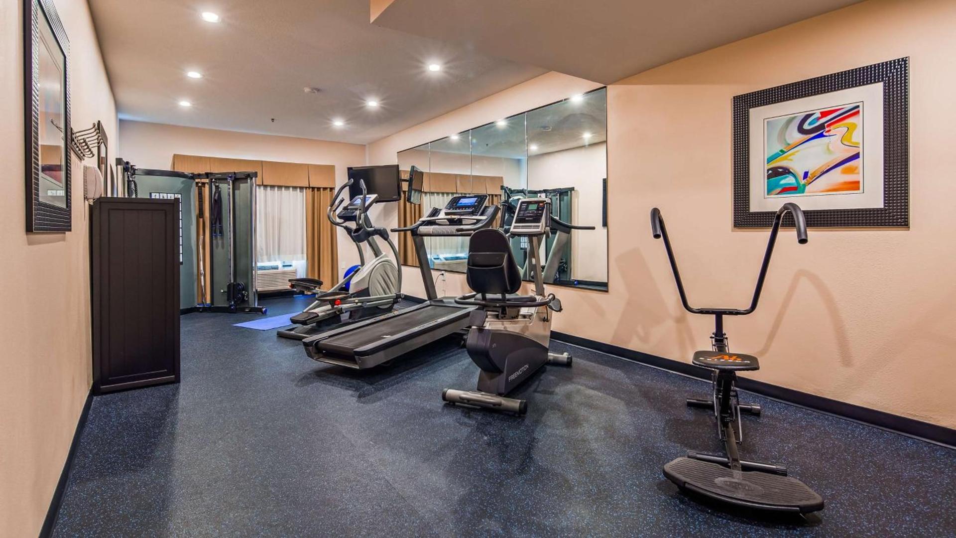 Best Western Plus - Wendover Inn photo 7