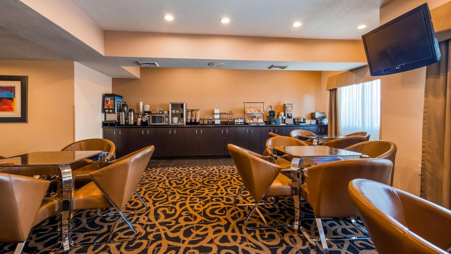 Best Western Plus - Wendover Inn photo 5