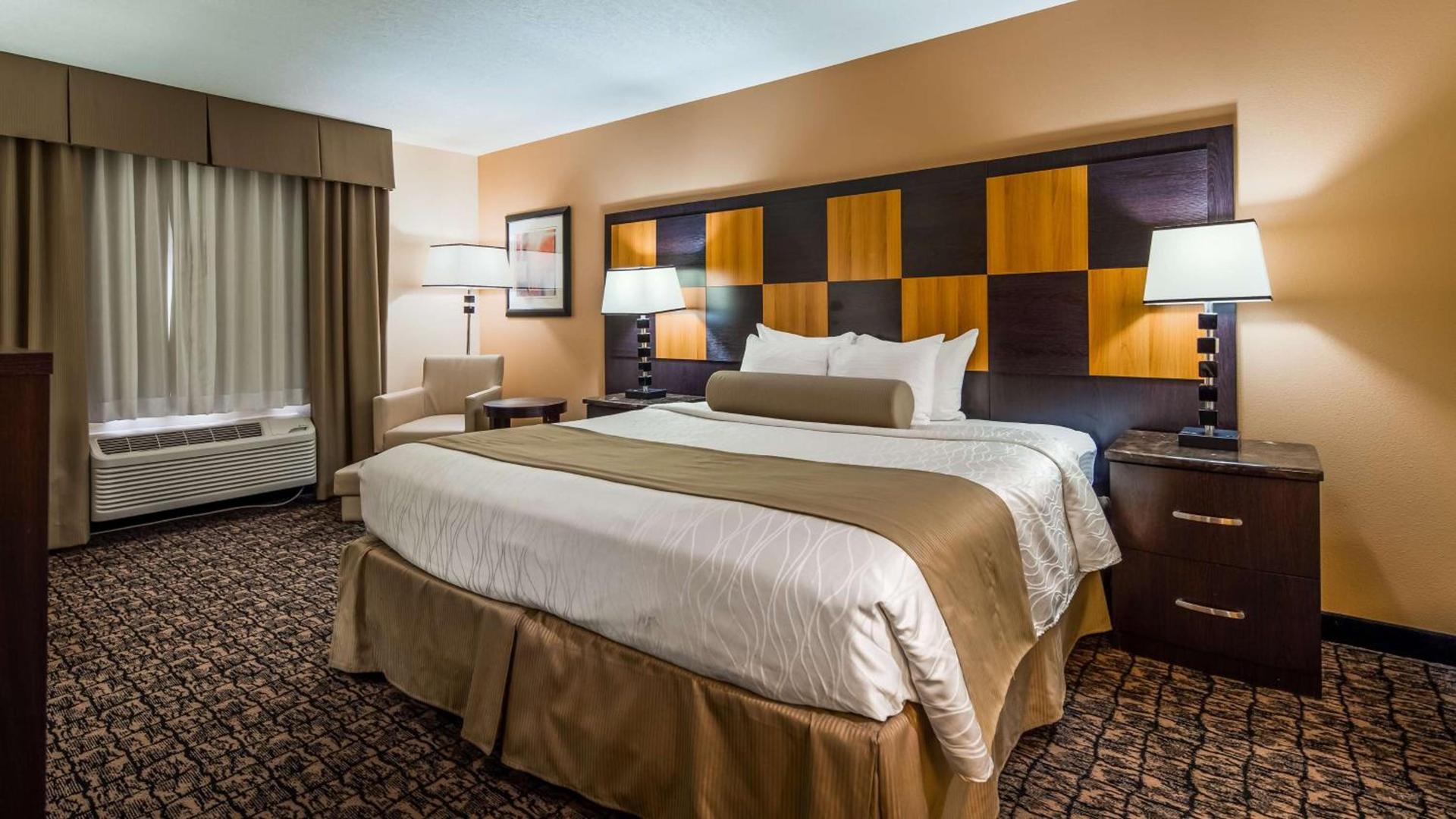 Best Western Plus - Wendover Inn photo 3