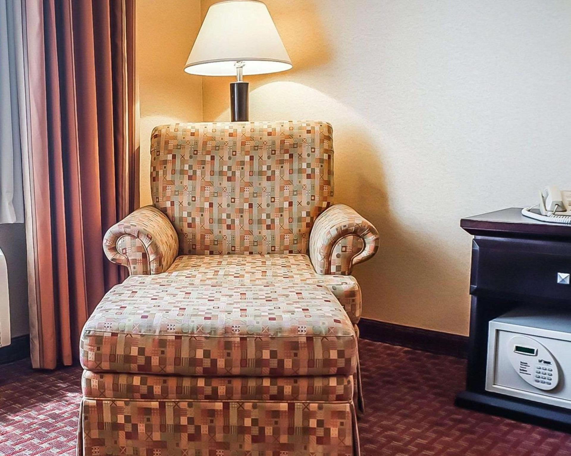 Quality Inn & Suites Roswell North photo 19