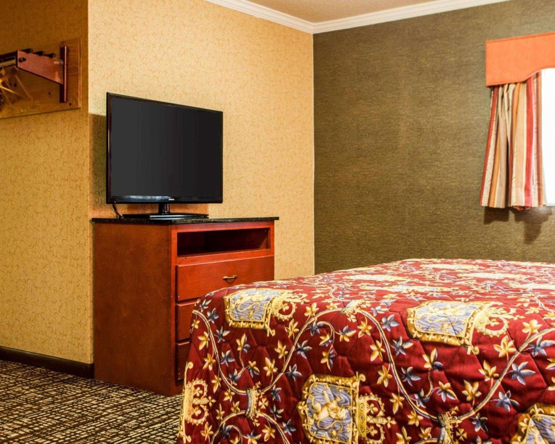 Rodeway Inn Paterson Great Falls Park Area photo 23