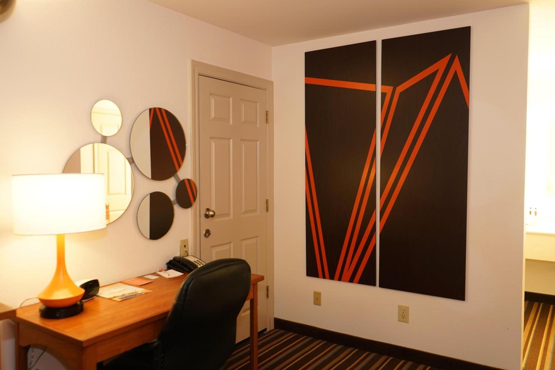 Howard Johnson by Wyndham Salinas photo 68