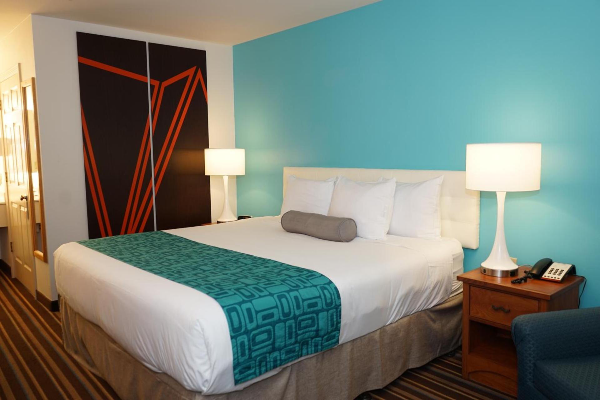 Howard Johnson by Wyndham Salinas photo 67