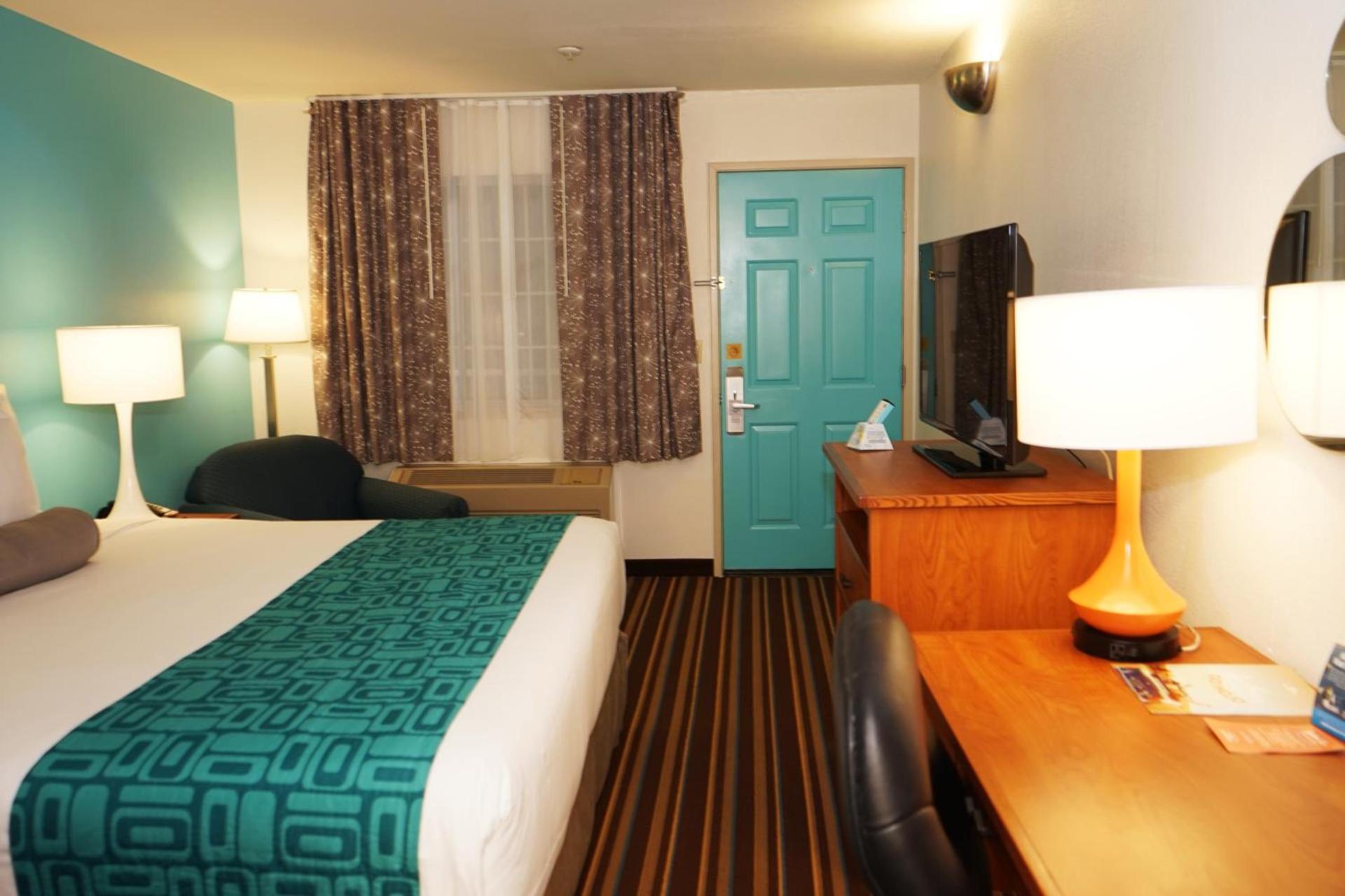 Howard Johnson by Wyndham Salinas photo 46