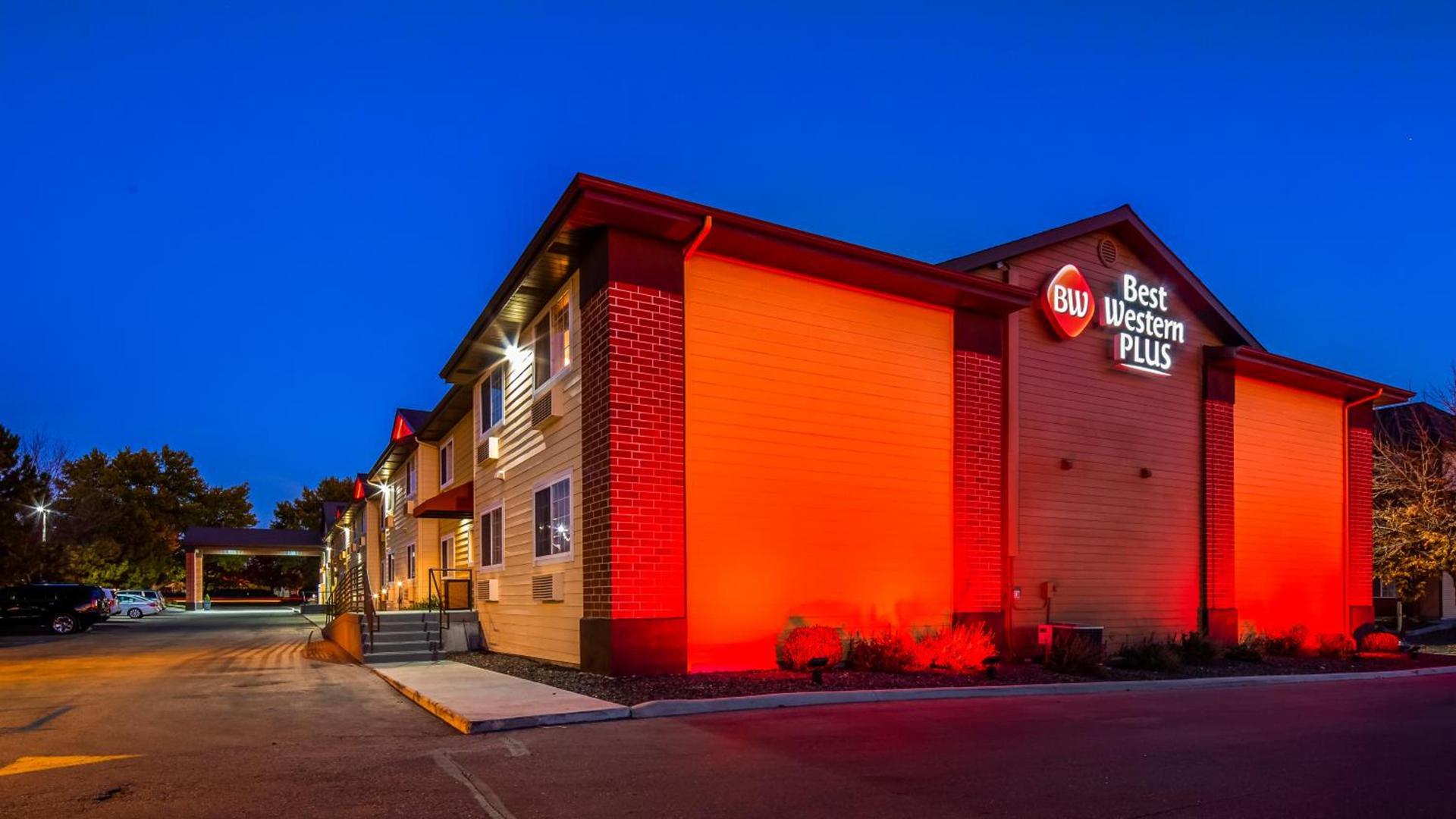 Best Western Plus Meridian photo 12