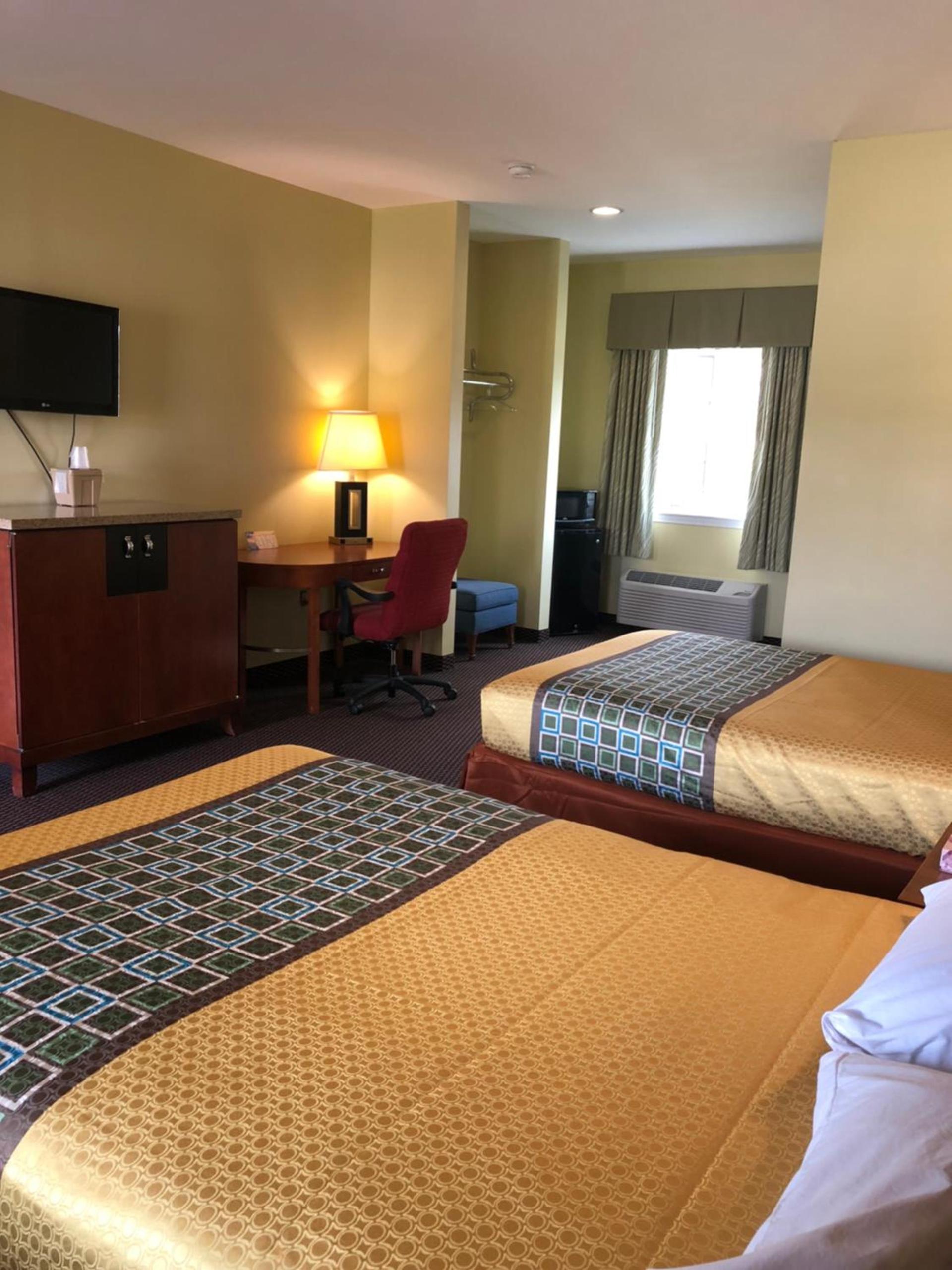 Budget Inn Williamsport photo 3